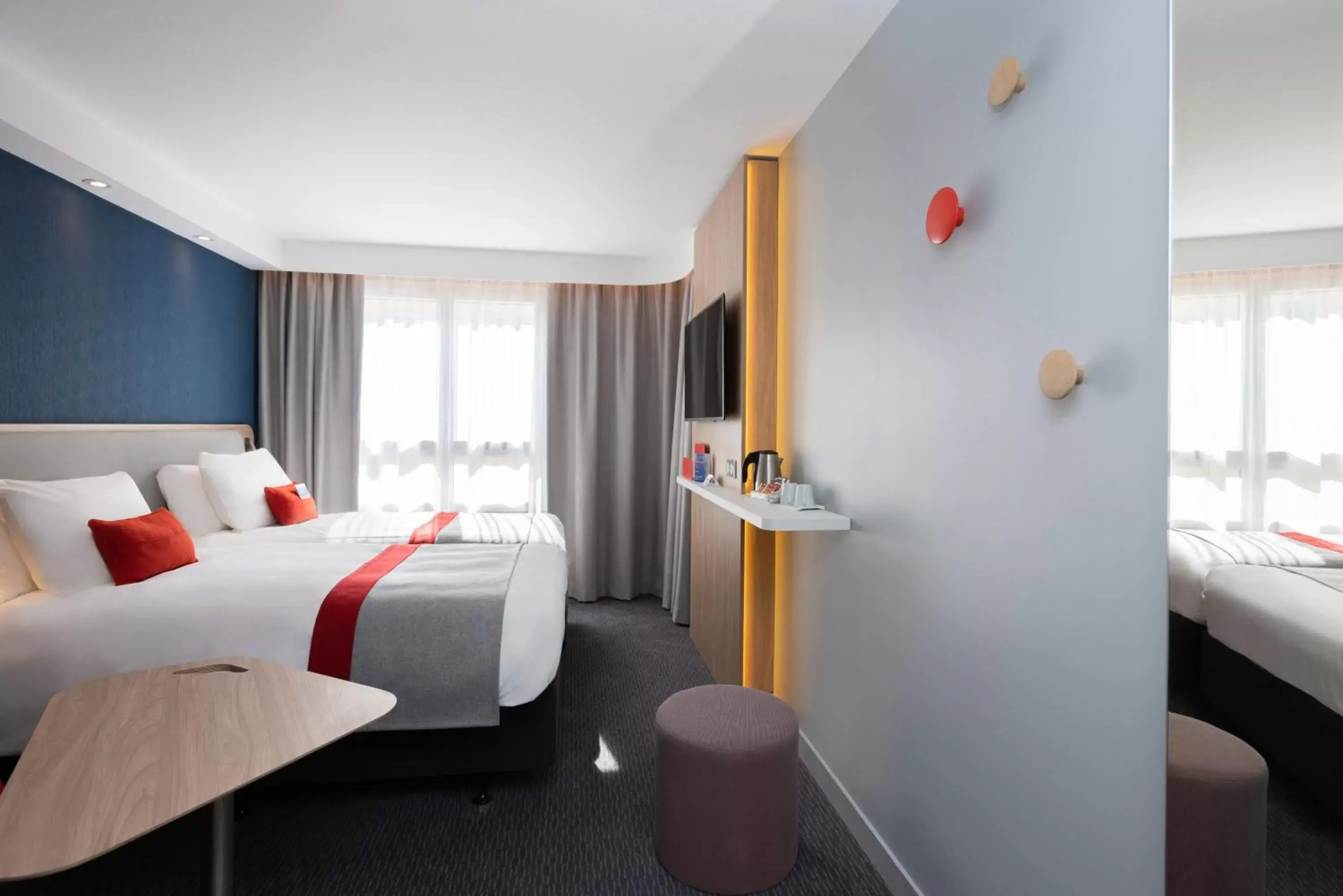 Standard Twin Room - Free Breakfast in Holiday Inn Express - Rouen Centre - Rive Gauche by IHG Standard Twin Room - Free Breakfast in Holiday Inn Express - Rouen Centre - Rive Gauche by IHG