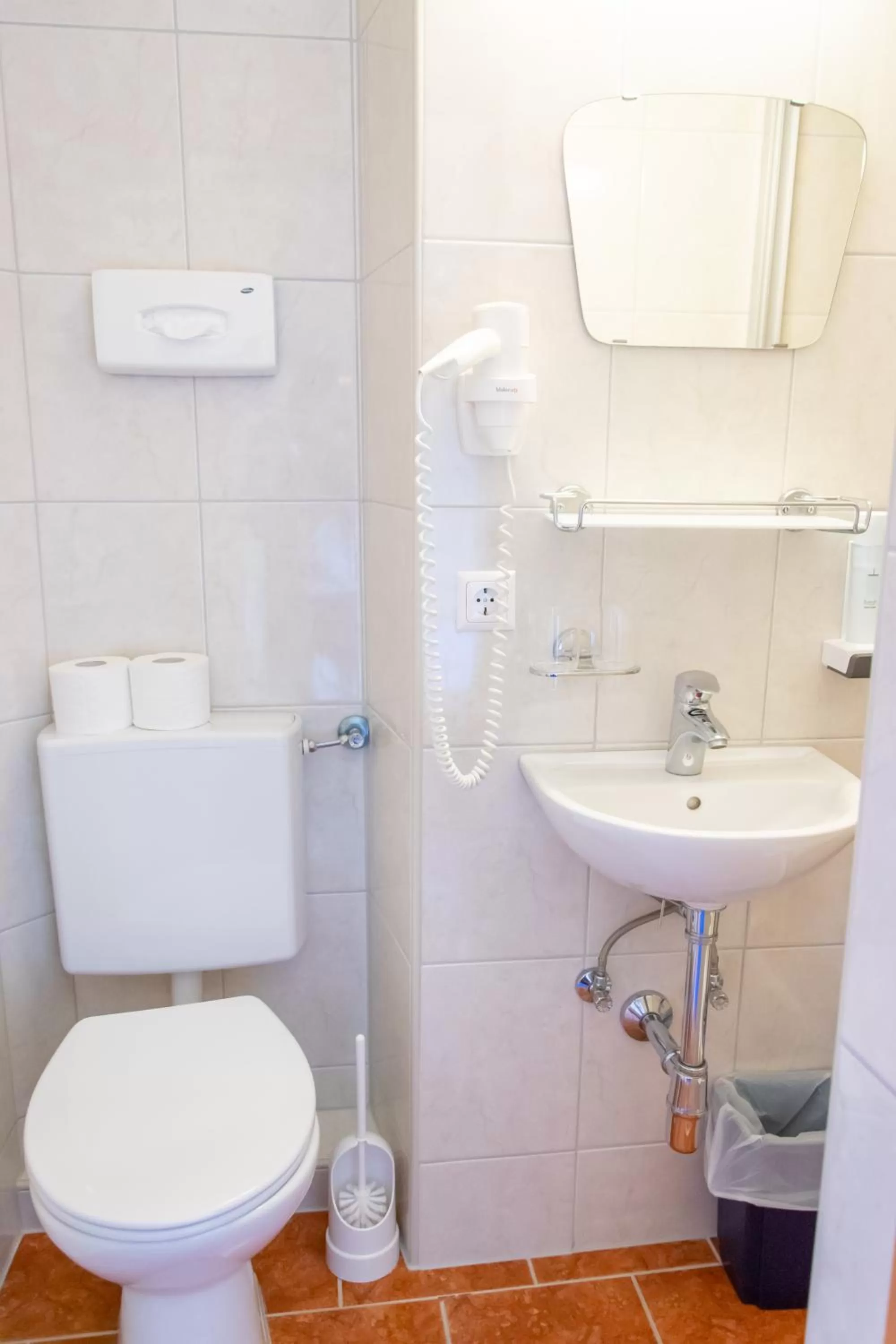 Bathroom in Strandhotel Burgstaller