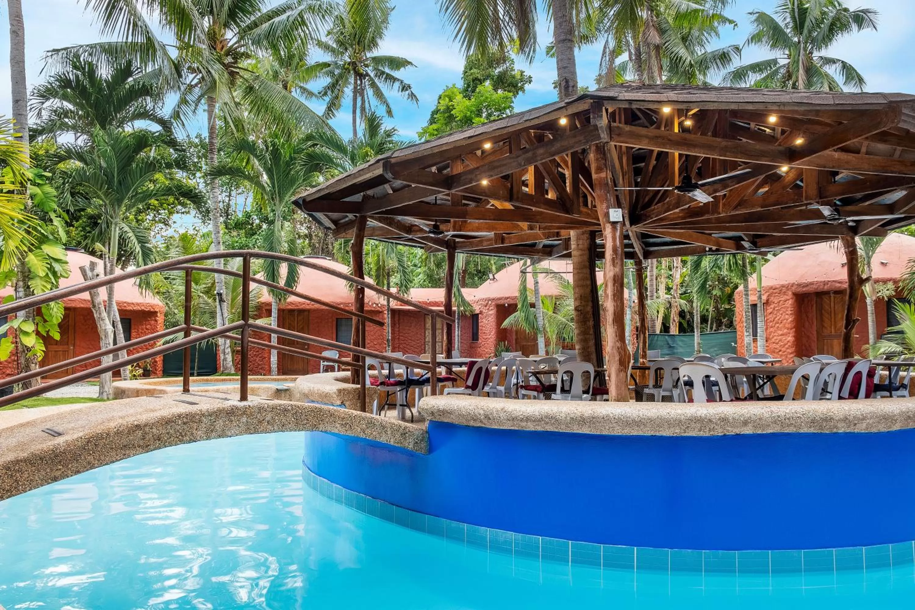 Restaurant/places to eat in Panglao Chocolate Hills Hostel