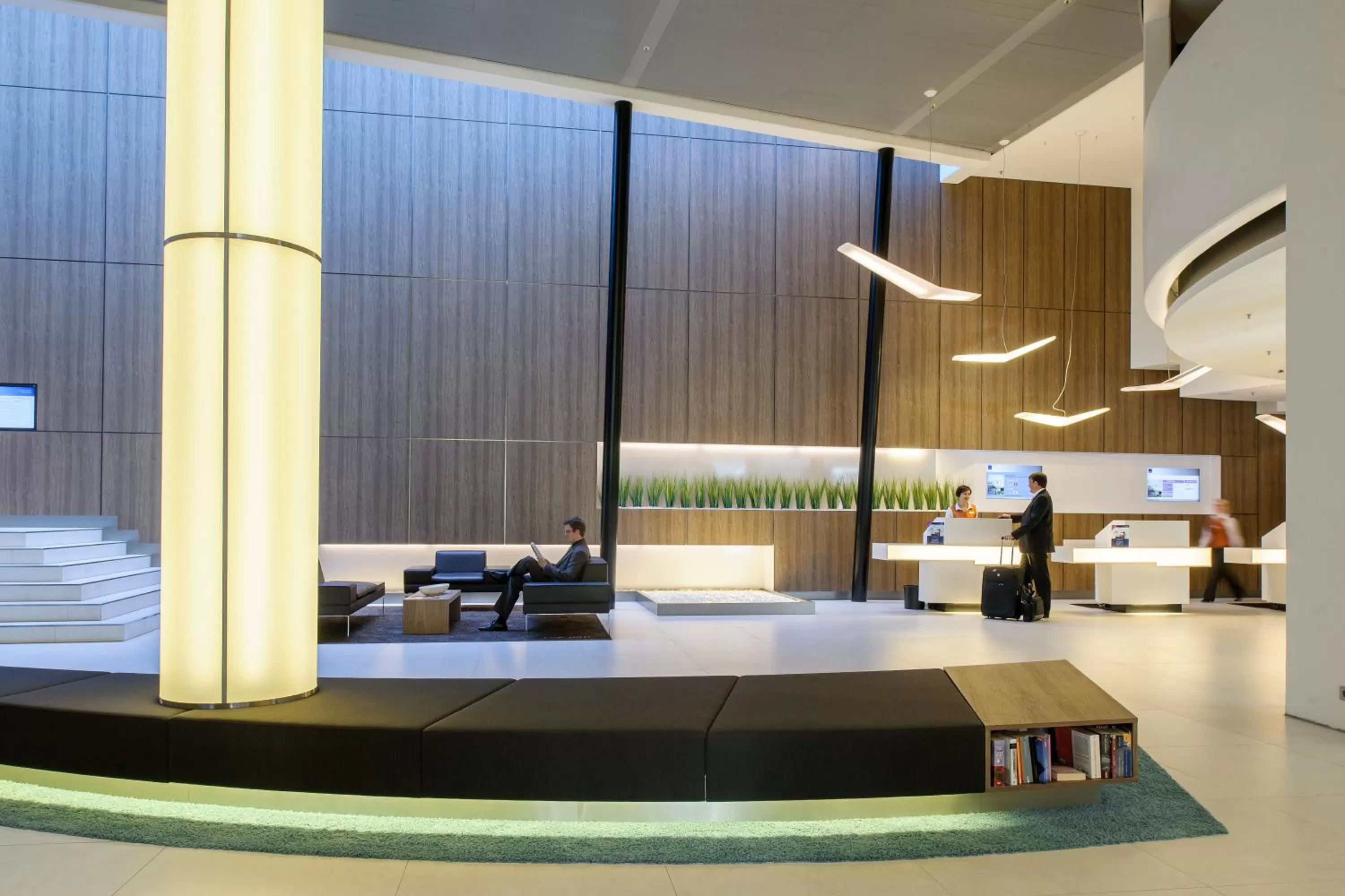 Lobby or reception in Novotel Hannover