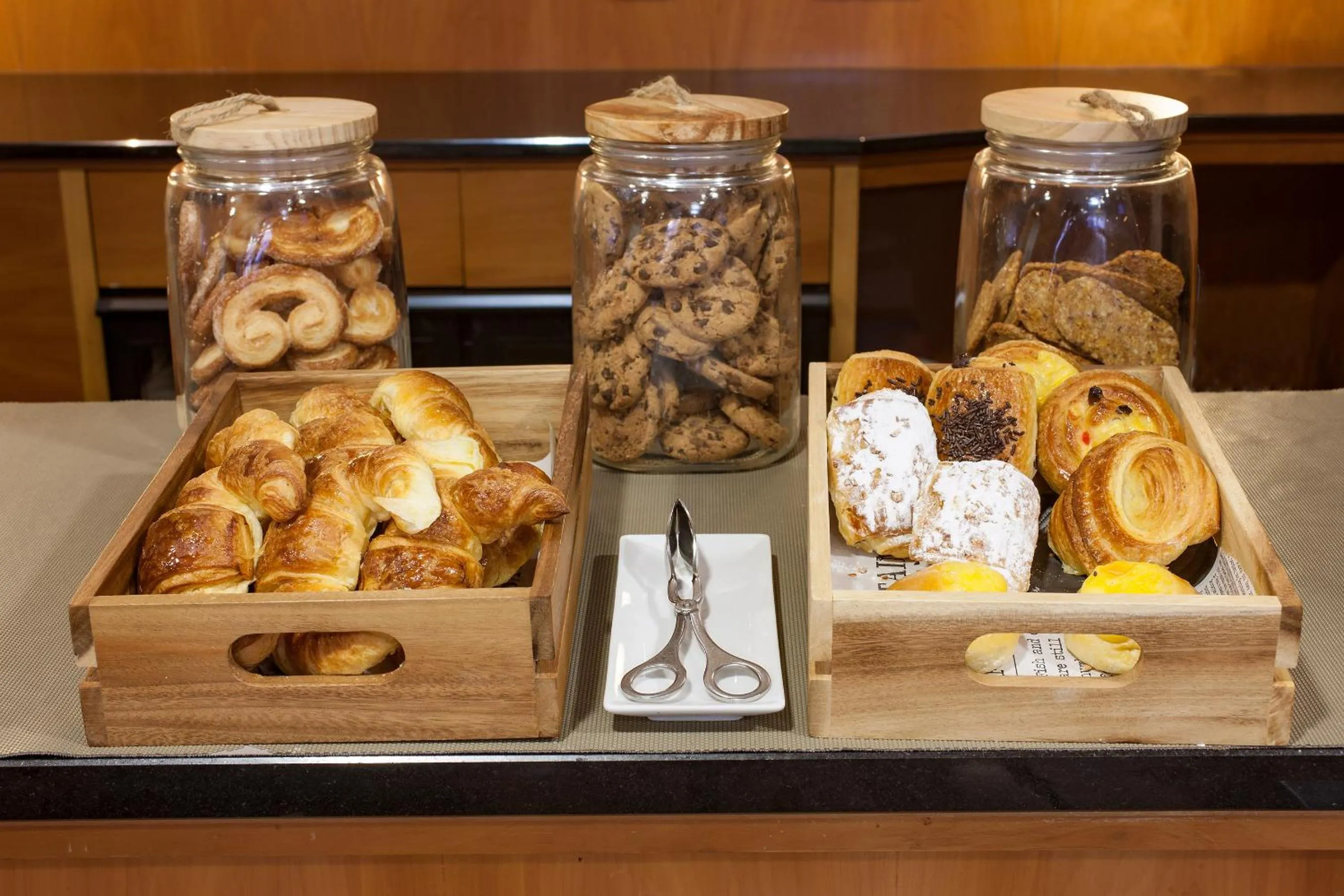 Buffet breakfast in Hotel Yoldi