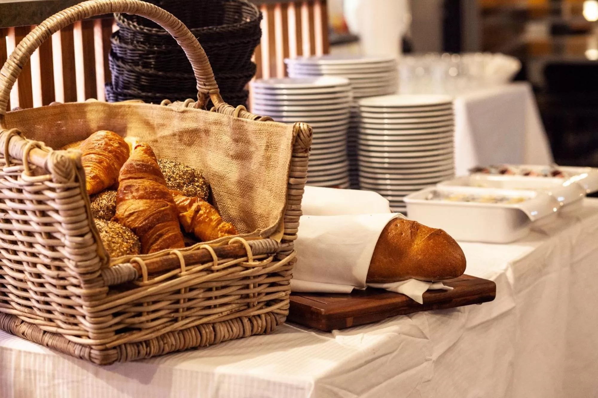 Buffet breakfast in Elens Hotel