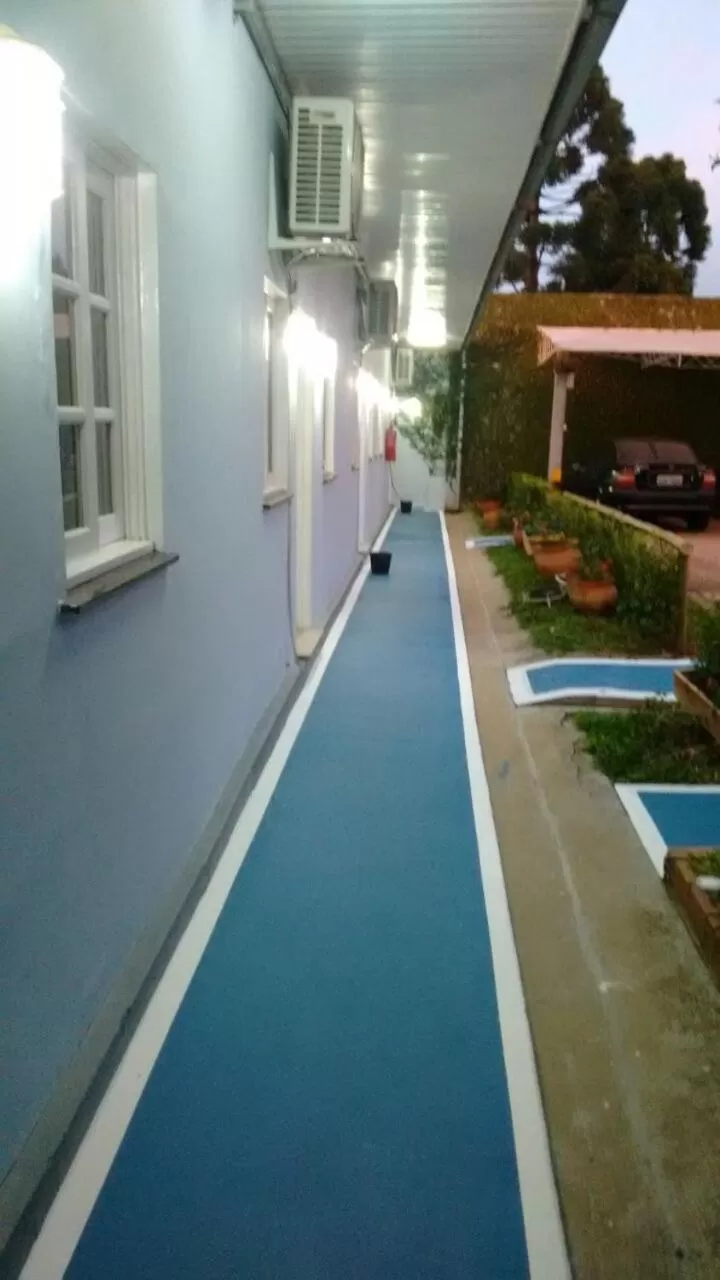 Swimming Pool in Central Palace Hotel