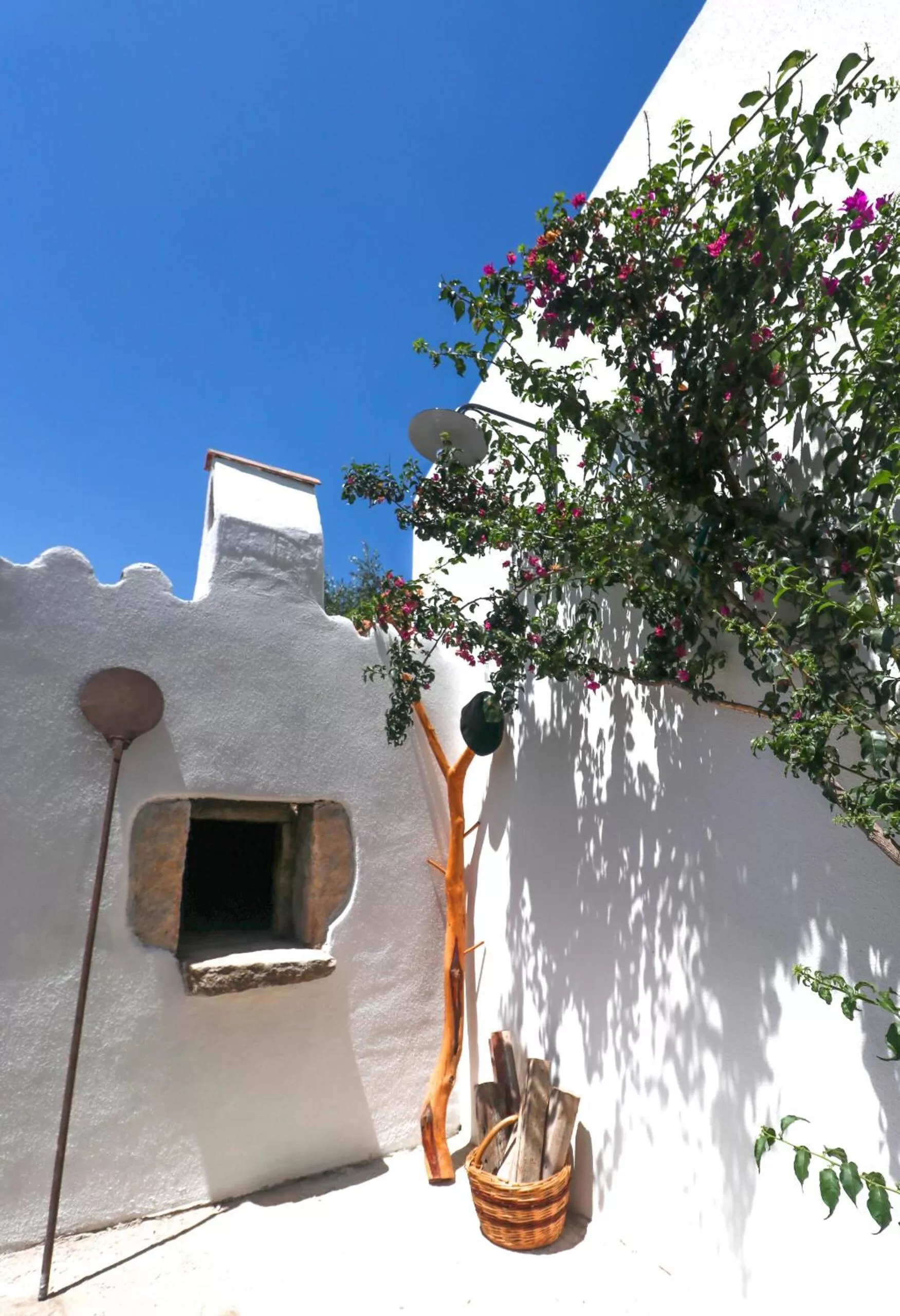 Property building in B&B Limone