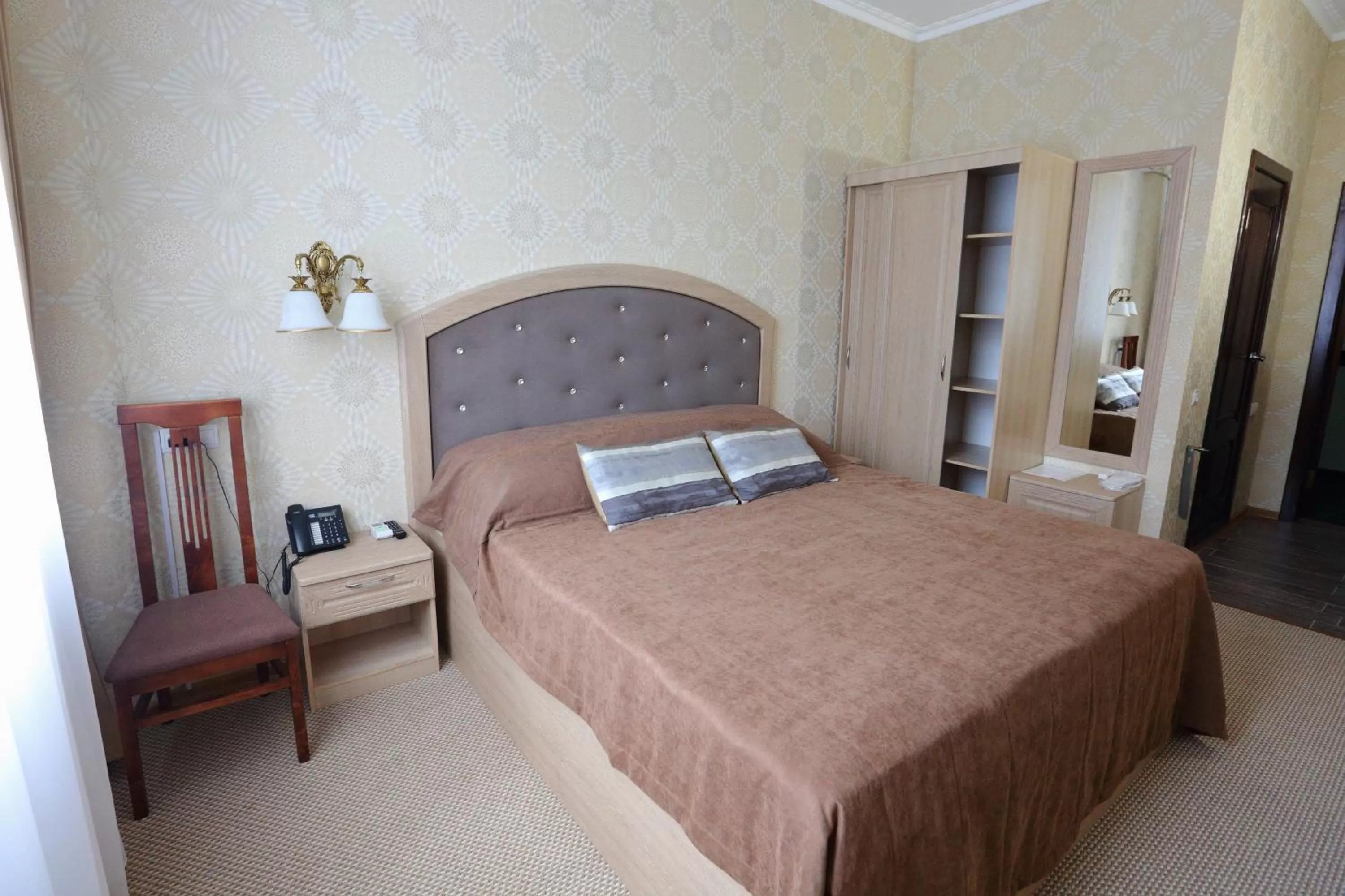 Photo of the whole room, Bed in Hotel Bahetle