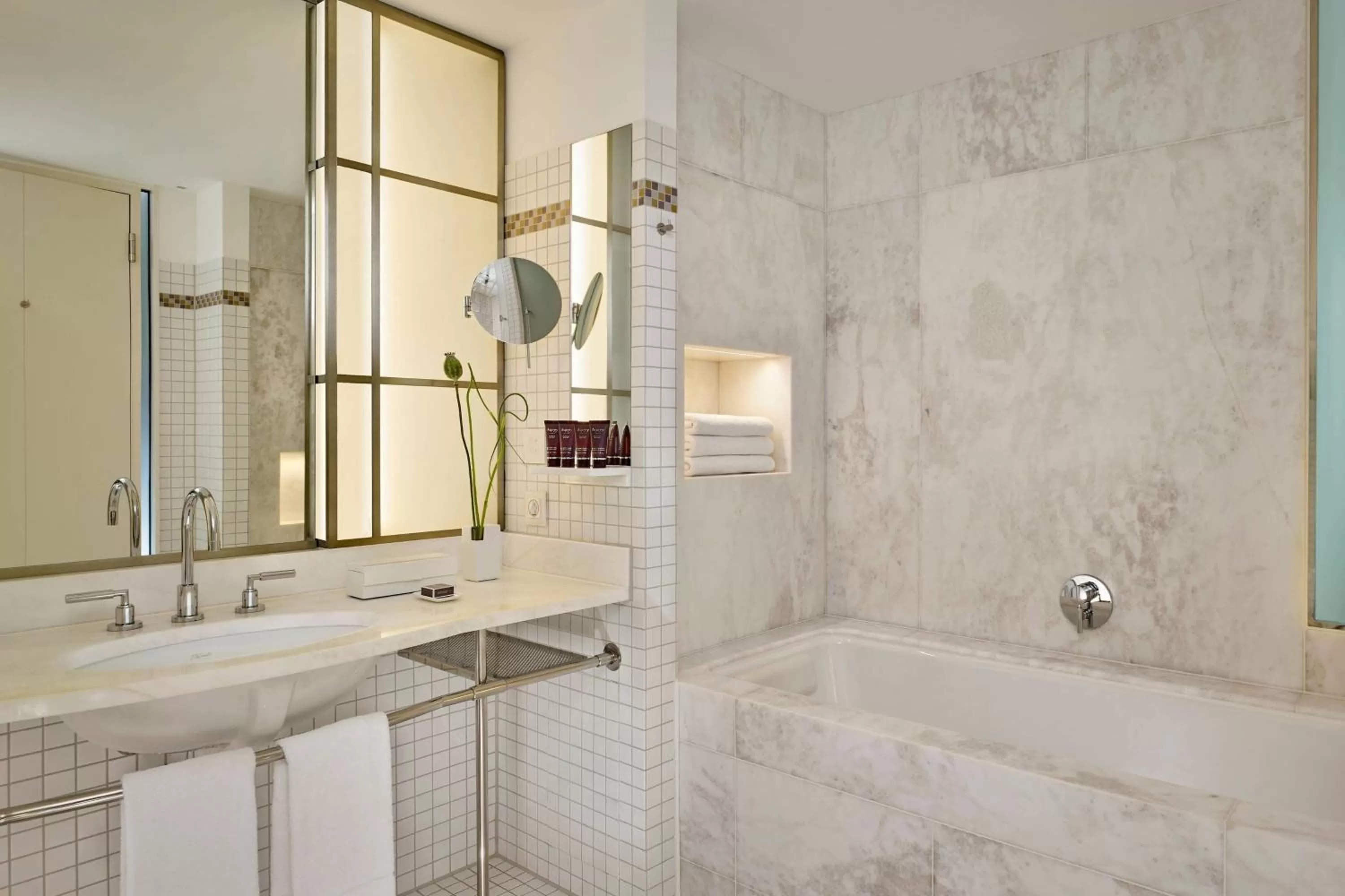 Bathroom in The Ritz-Carlton, Wolfsburg