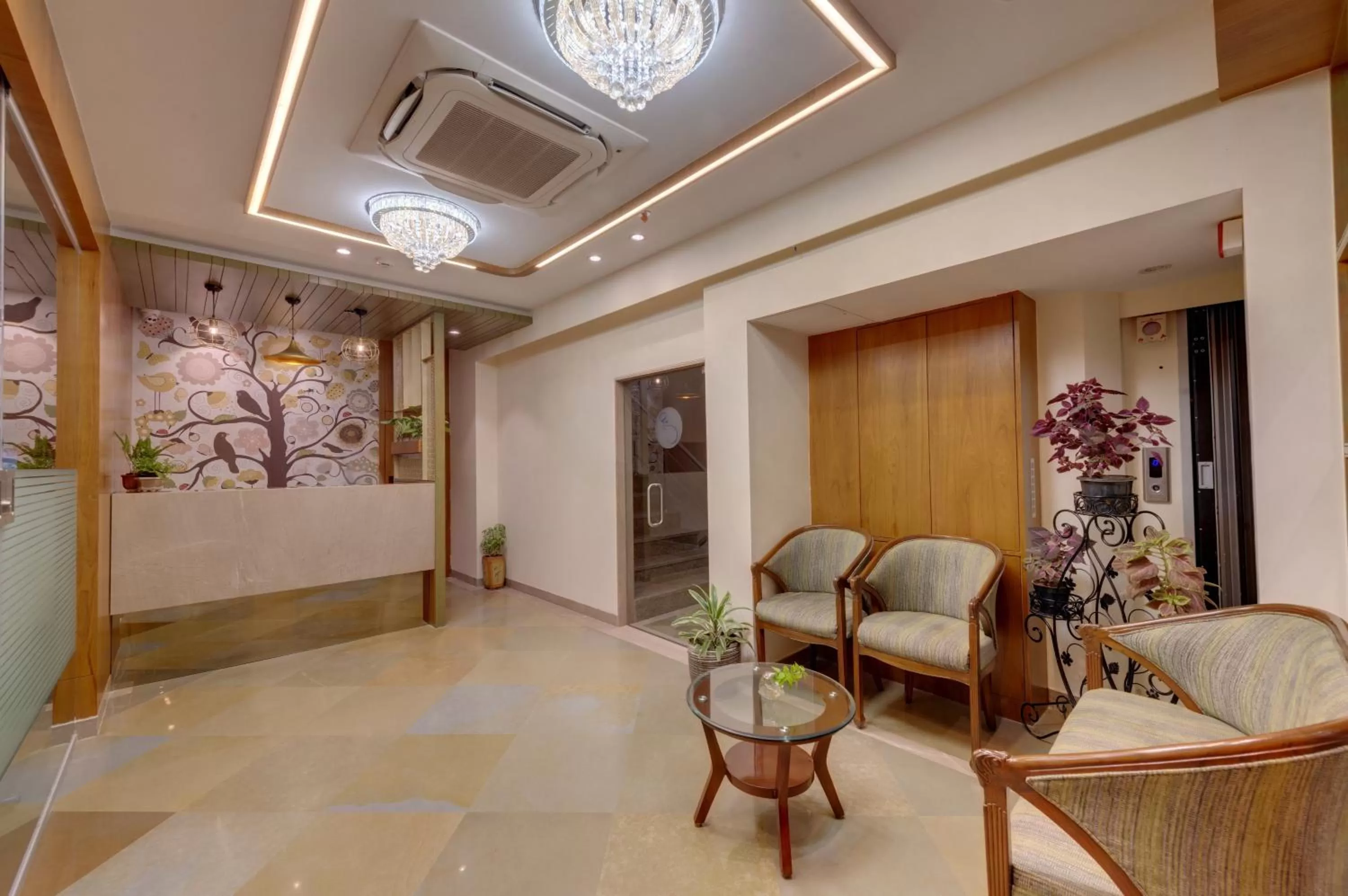 Lobby or reception in The Beacon Hotel Vadodara