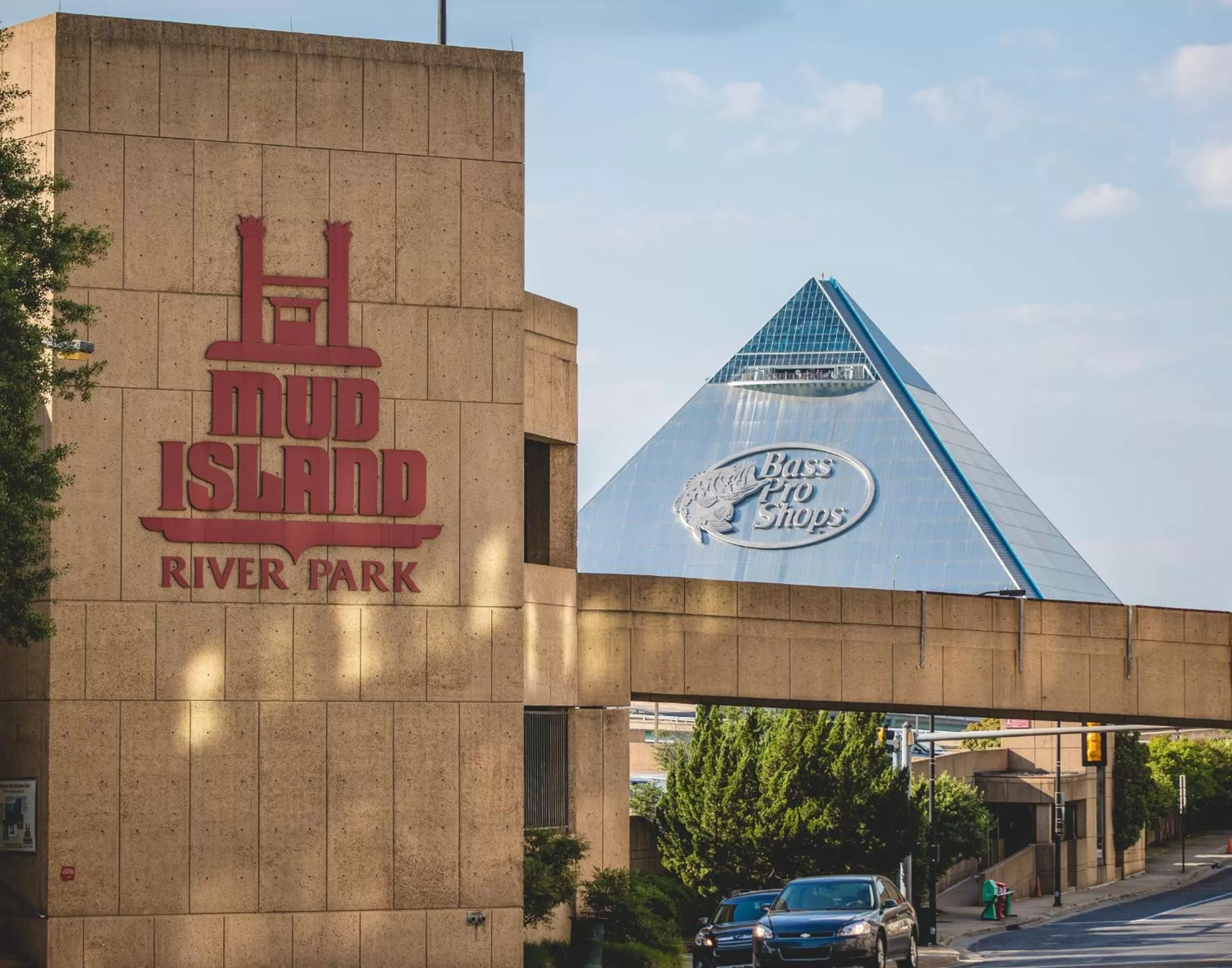 Area and facilities in Crowne Plaza Memphis Downtown by IHG