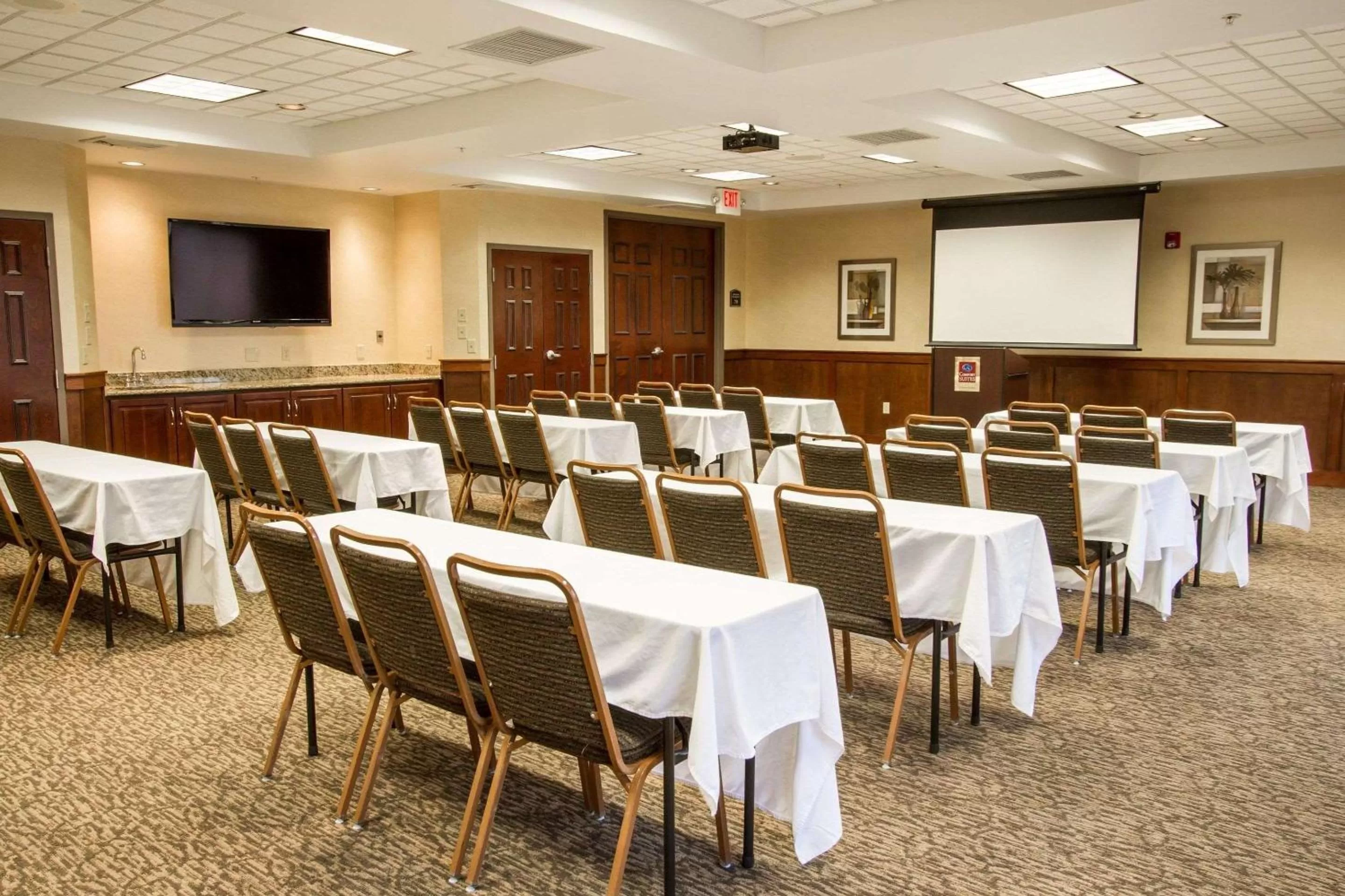 On site in Comfort Suites Grand Rapids North