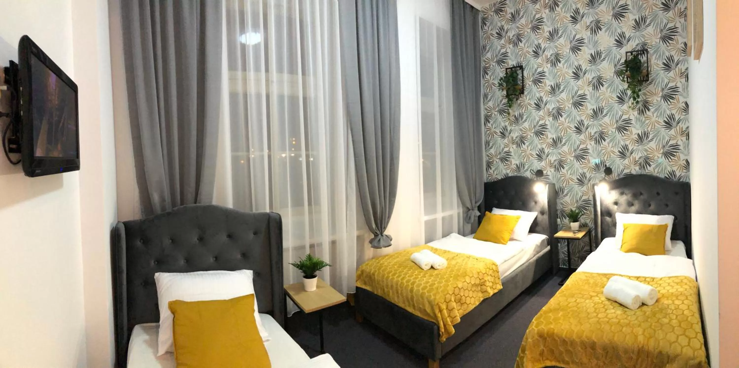 Classic Triple Room in Great Polonia Wrocław Tumski