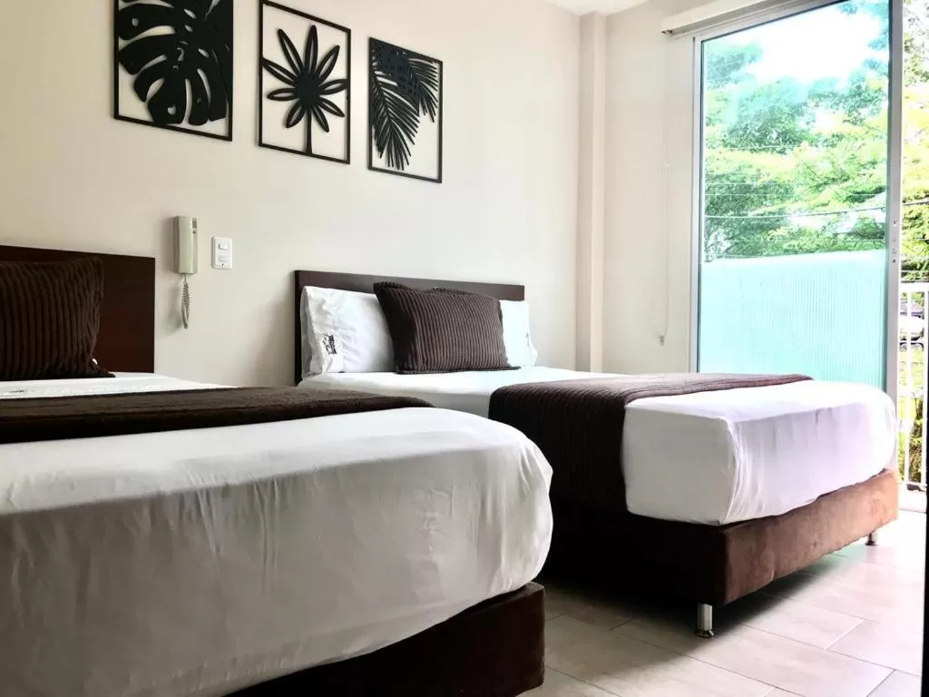 Bed in Hotel Via Principal I