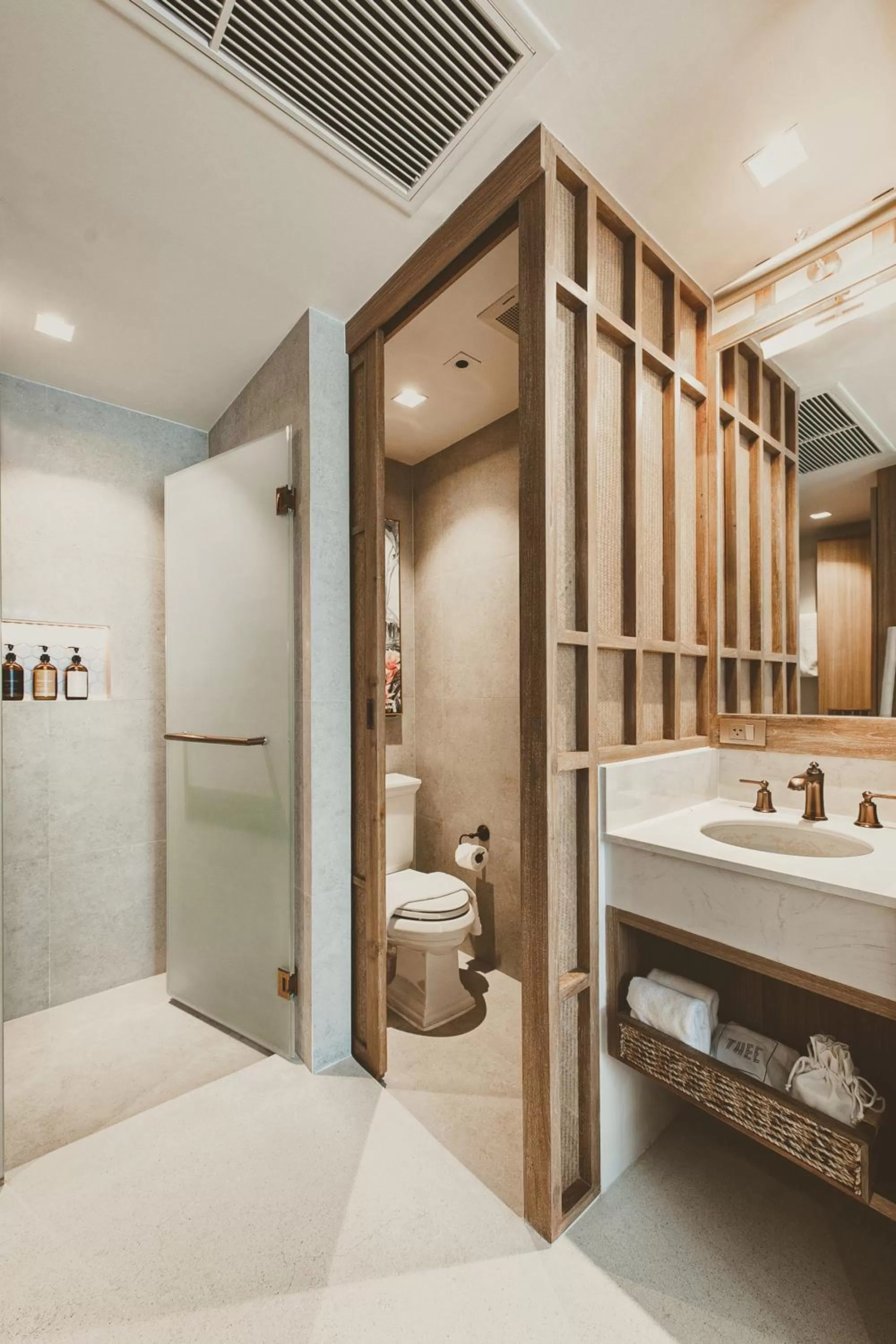 Bathroom in THEE Vijit Lanna by TH District