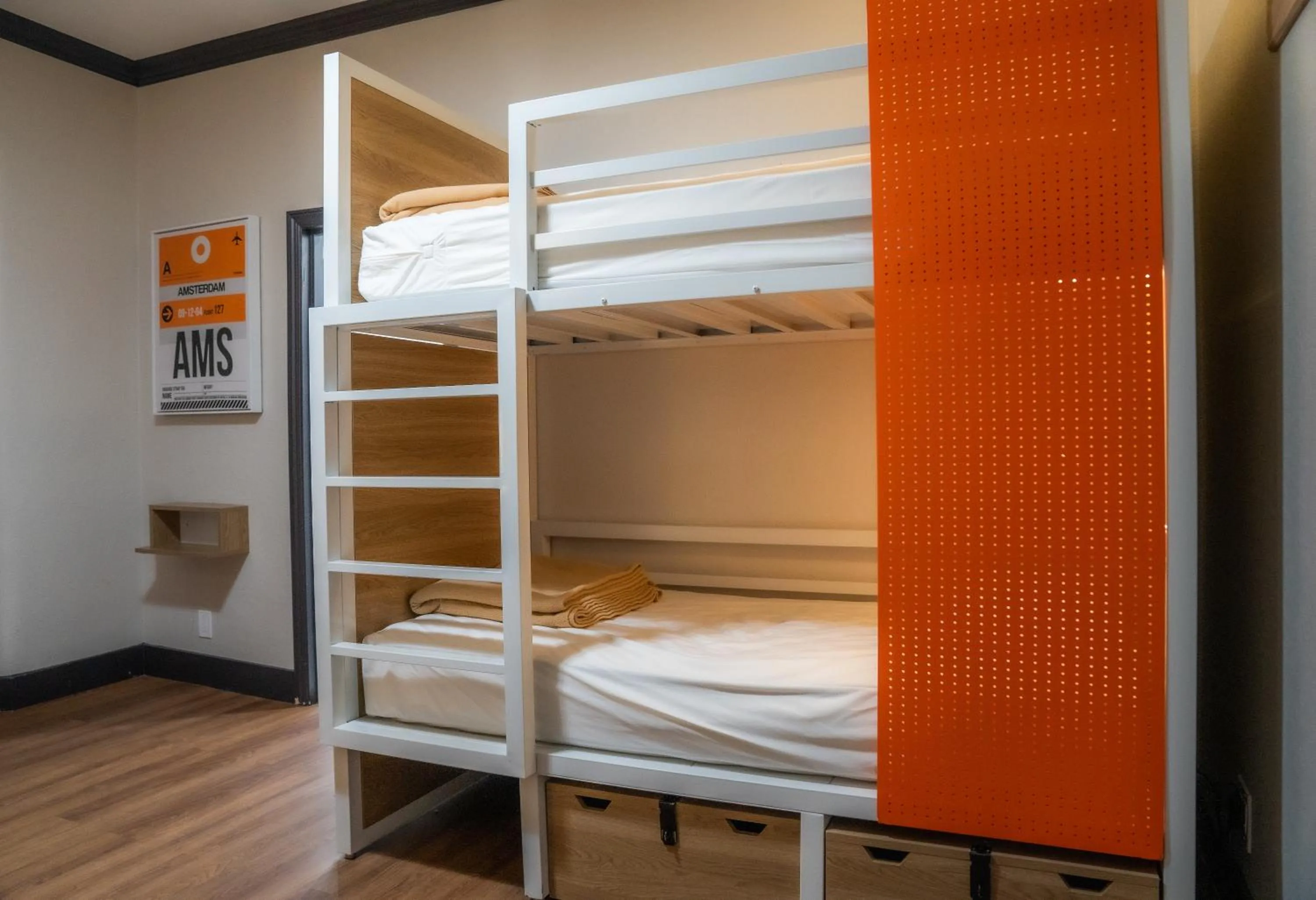 Bed in Amsterdam Hostel