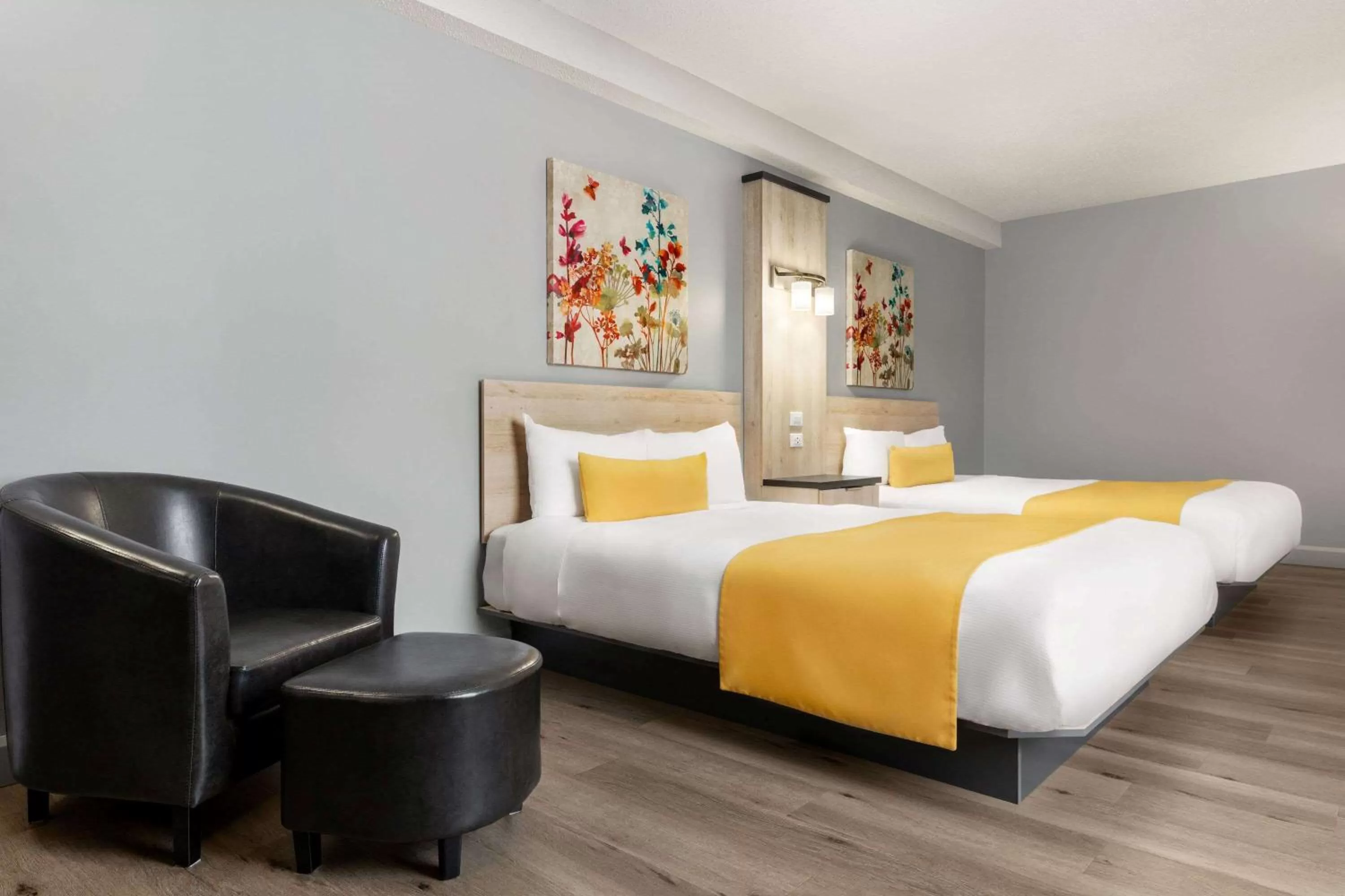 Photo of the whole room, Bed in Travelodge by Wyndham Alma