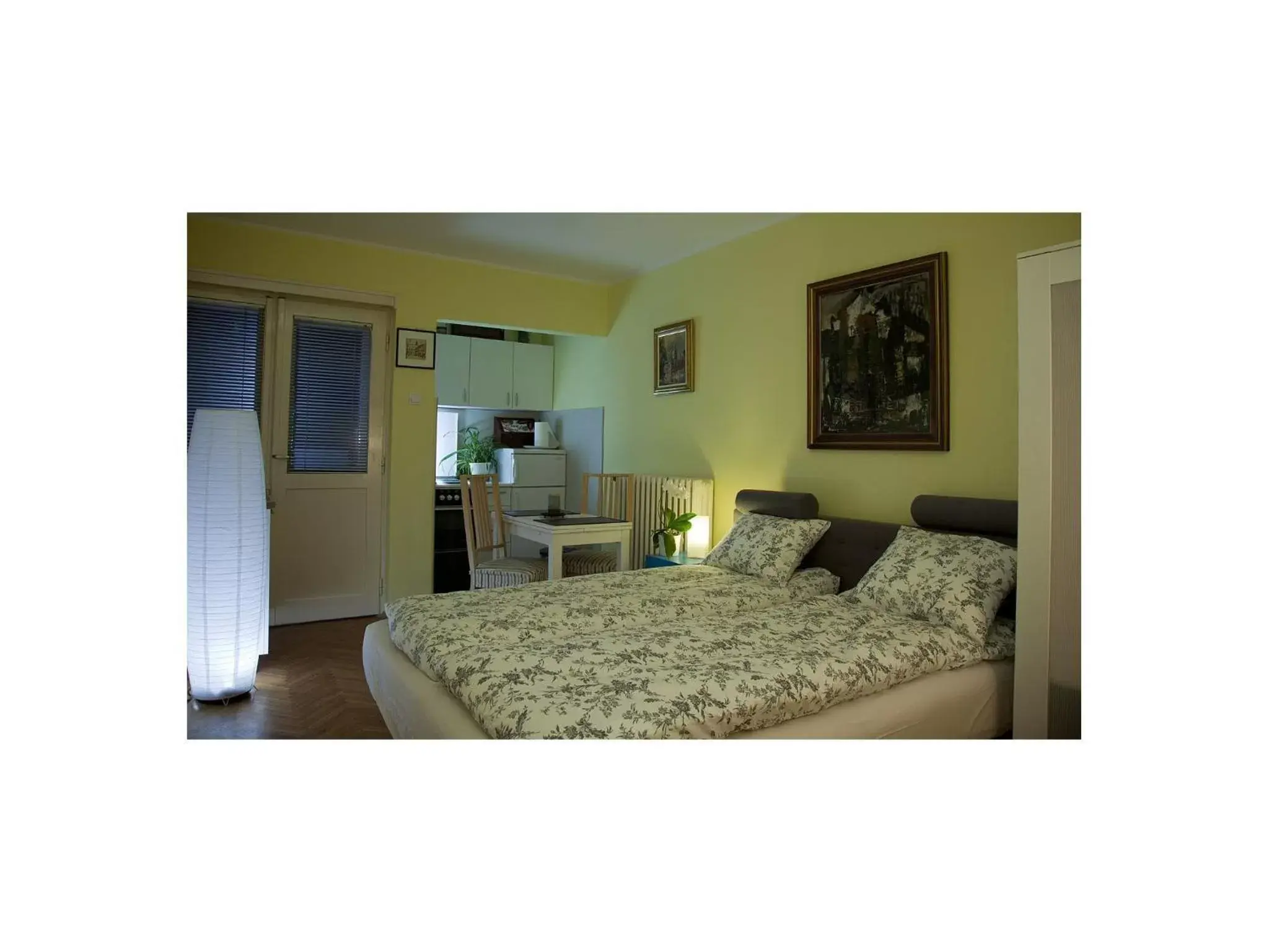 Studio with Balcony in B&B Girasole Studio with Balcony in B&B Girasole