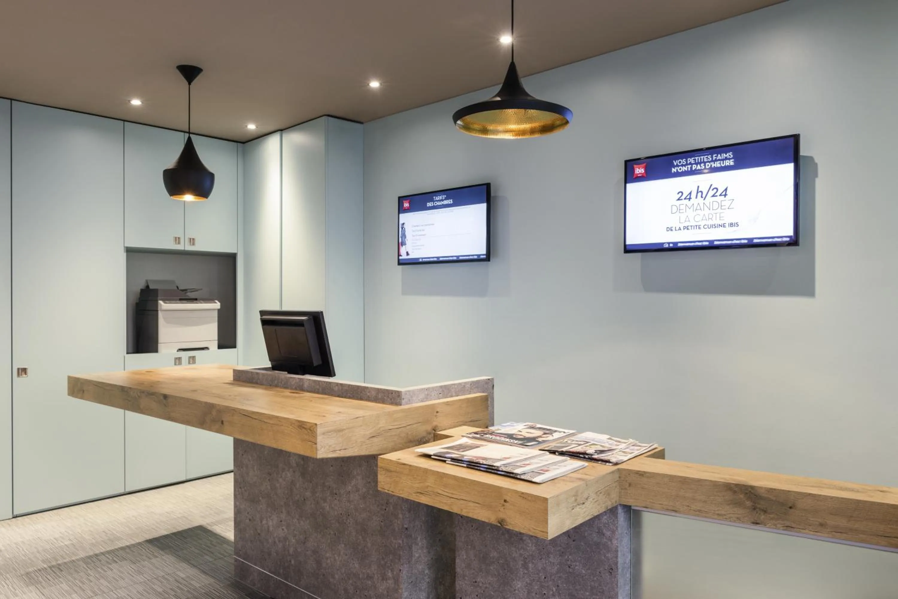 Lobby or reception in ibis Paris Père Lachaise