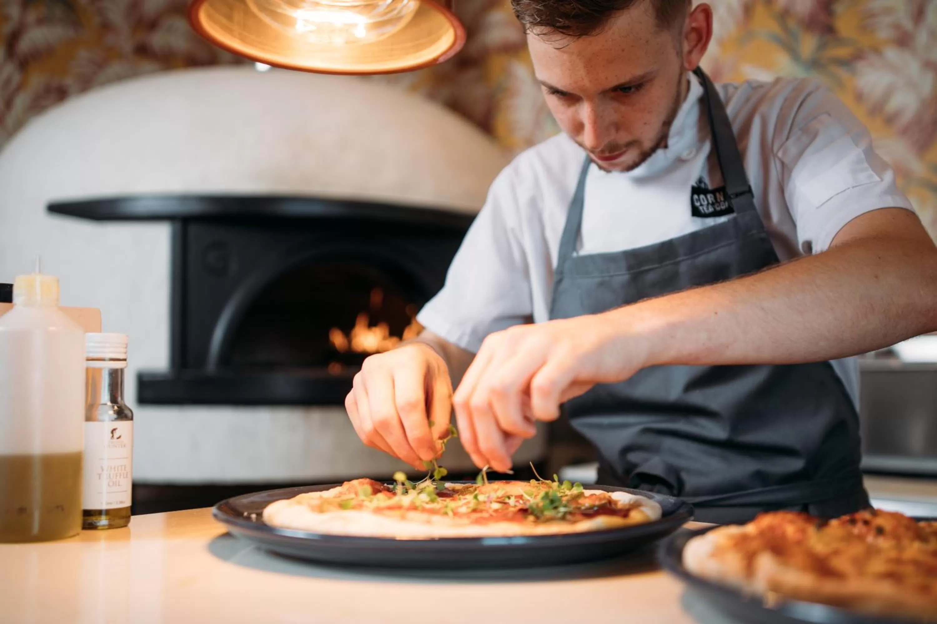 Food and drinks in Polurrian on the Lizard