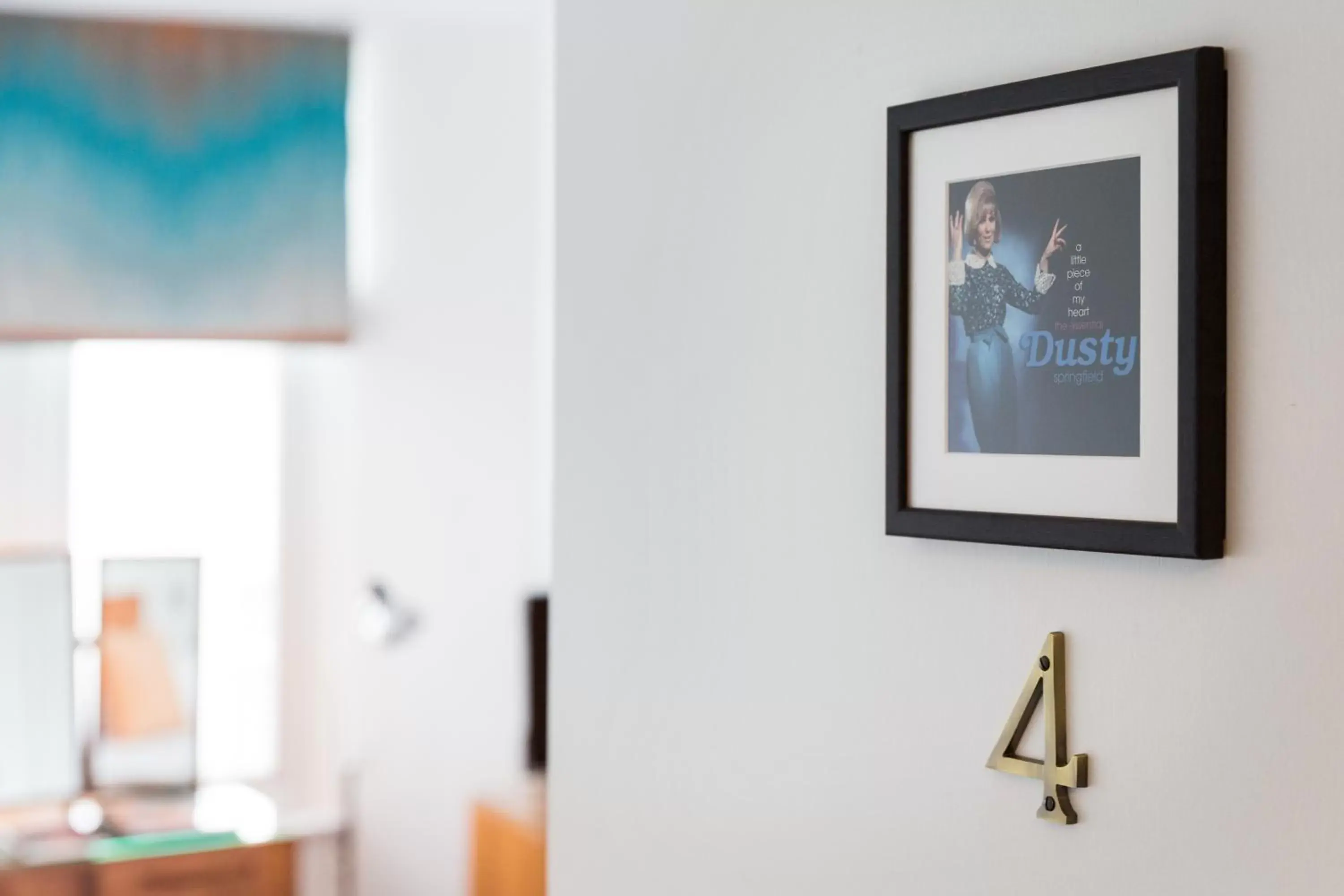 Superior King Room with Balcony and Sea View in Chelsea House Holiday Apartments Superior King Room with Balcony and Sea View in Chelsea House Holiday Apartments