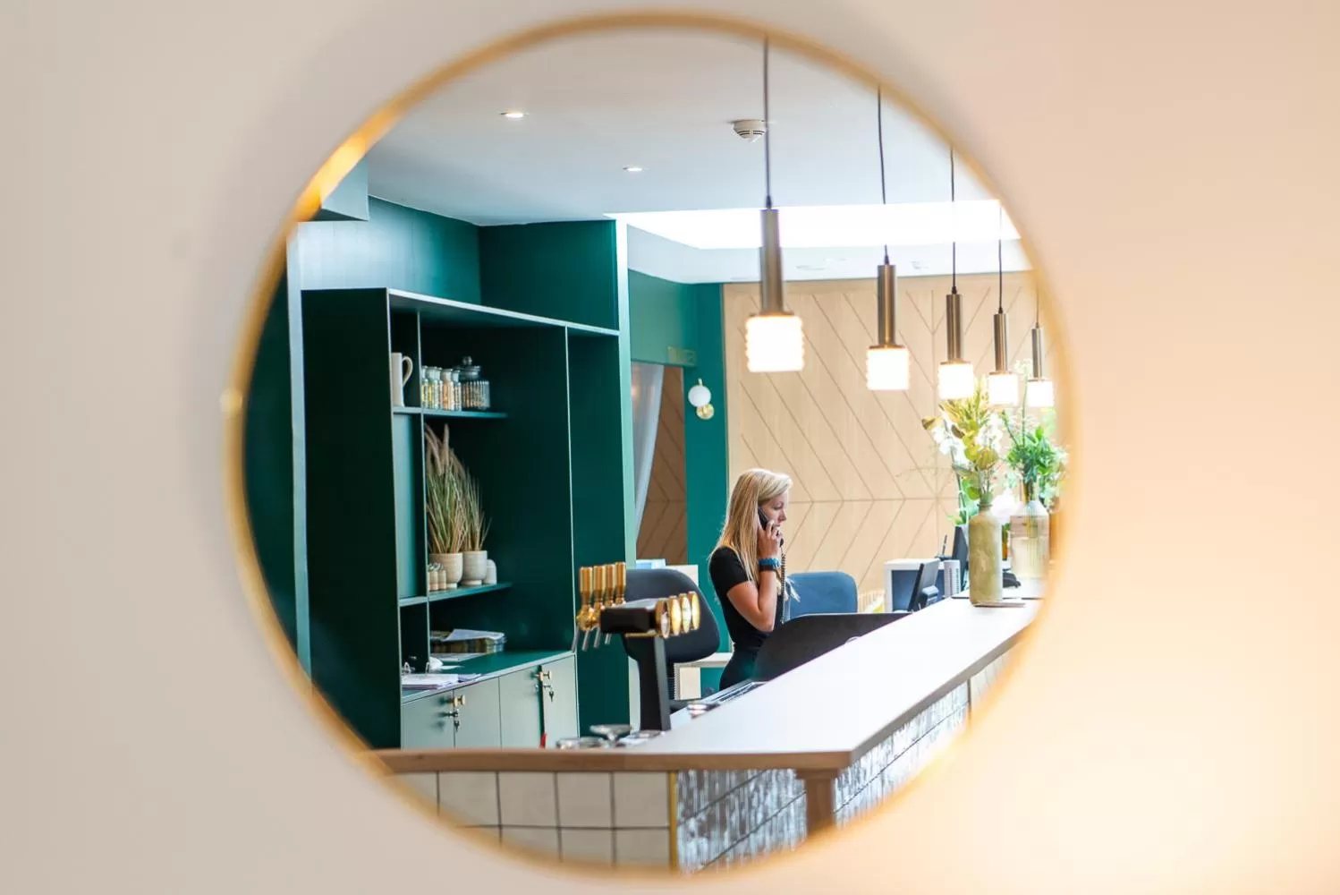 Staff in Best Western Hotel du Lac Dunkerque- Restaurant ouvert 7/7 midi et soir