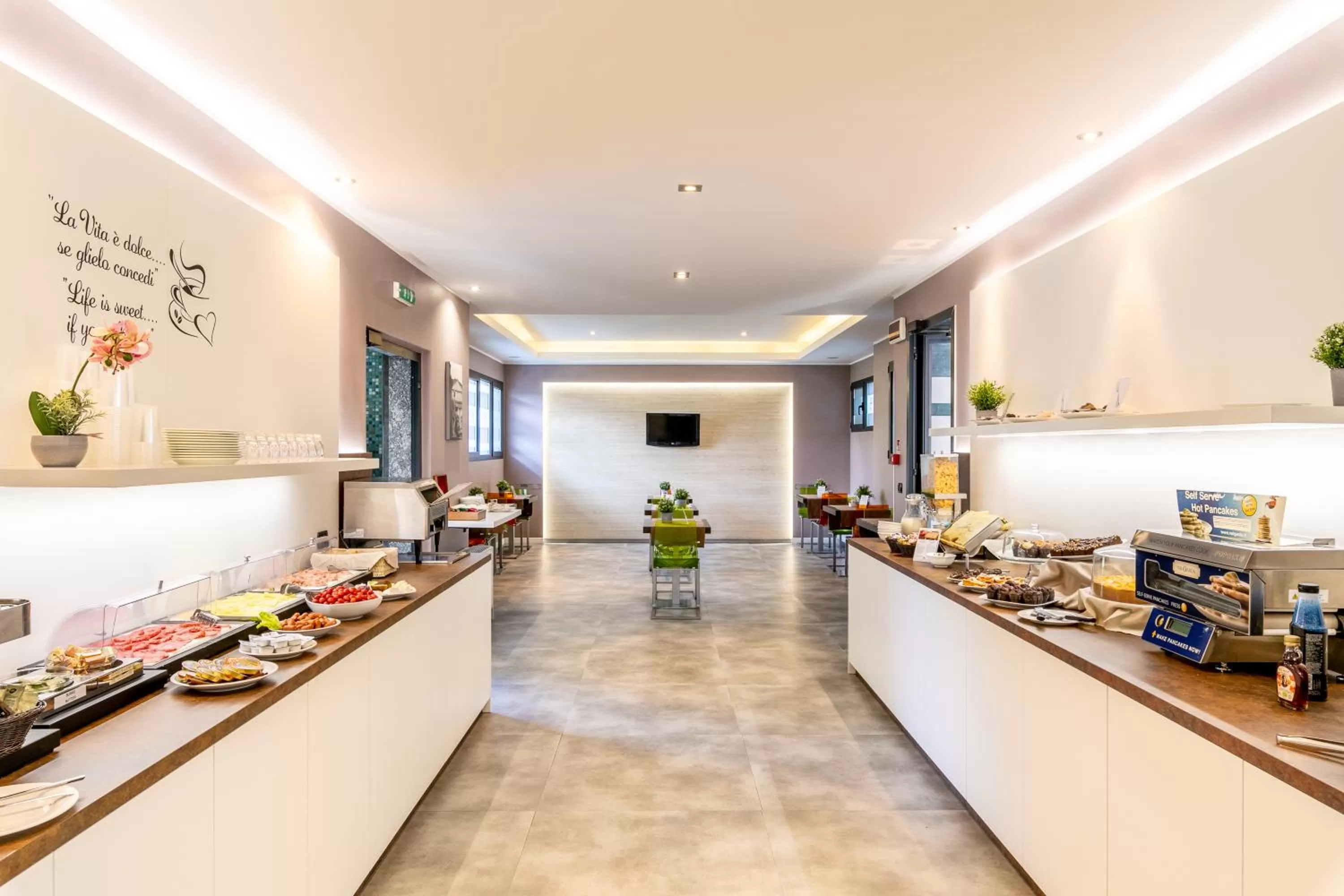 Breakfast in Acca Palace AA Hotels