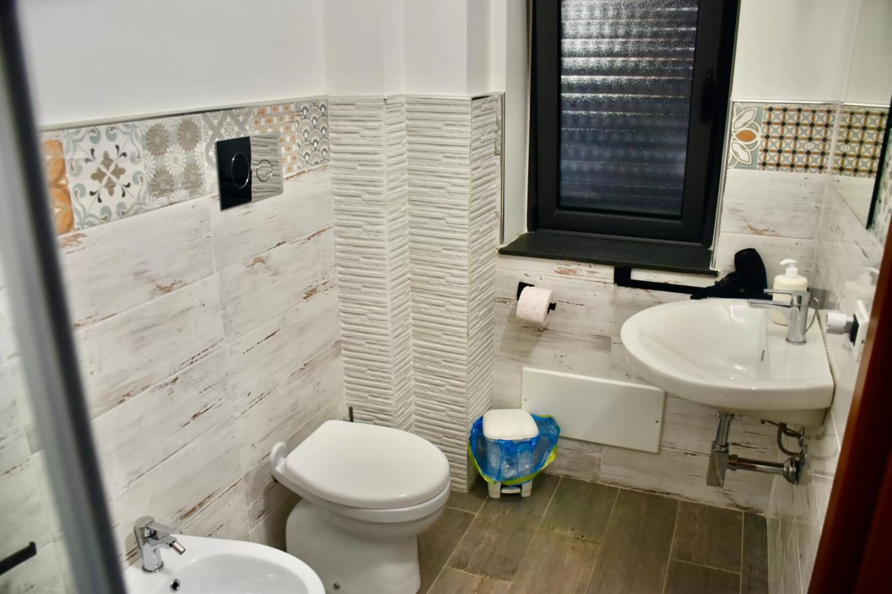 Shower in B&B Aurora