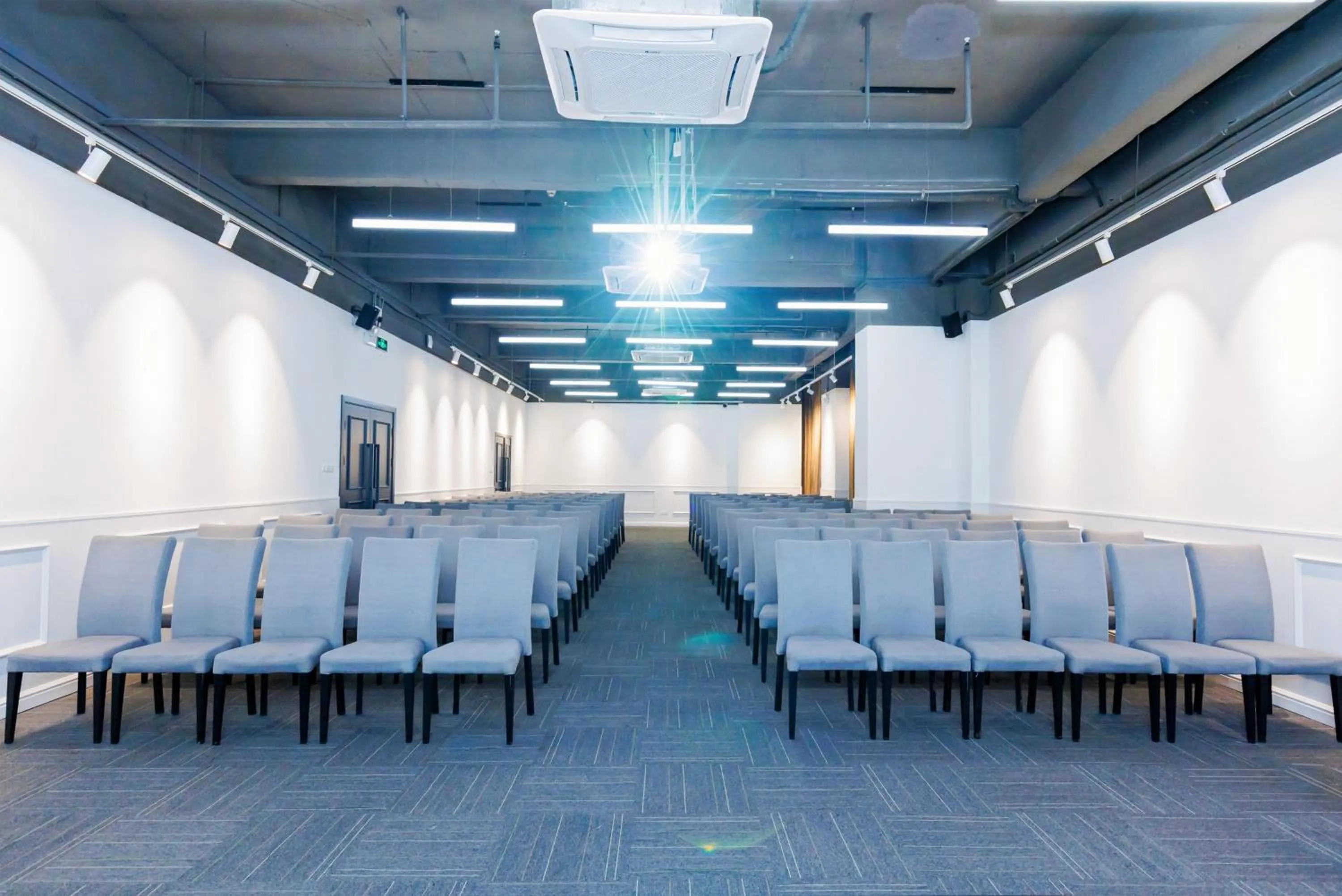 Meeting/conference room in Bridal Tea House Hotel