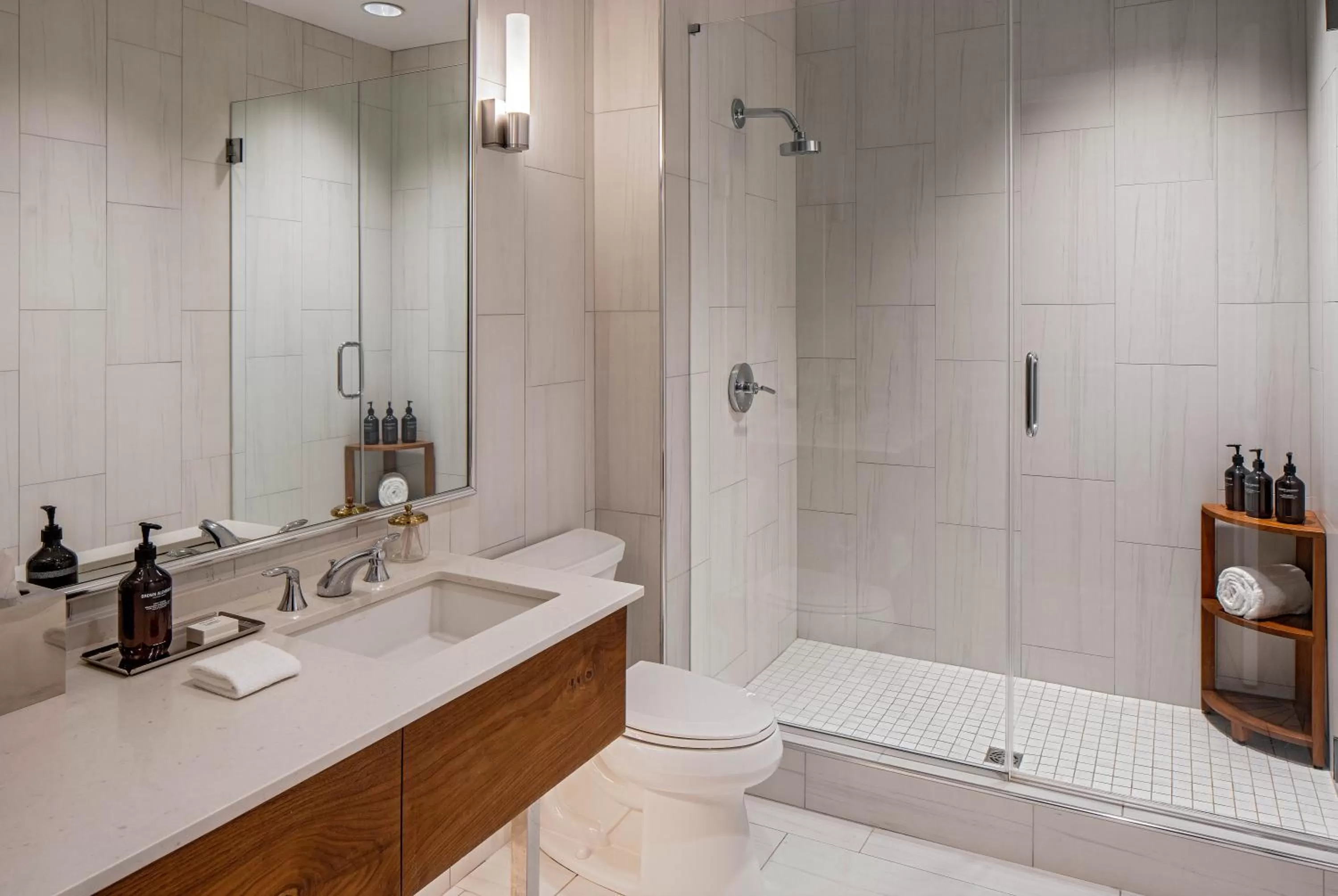 Bathroom in Pelham Hotel