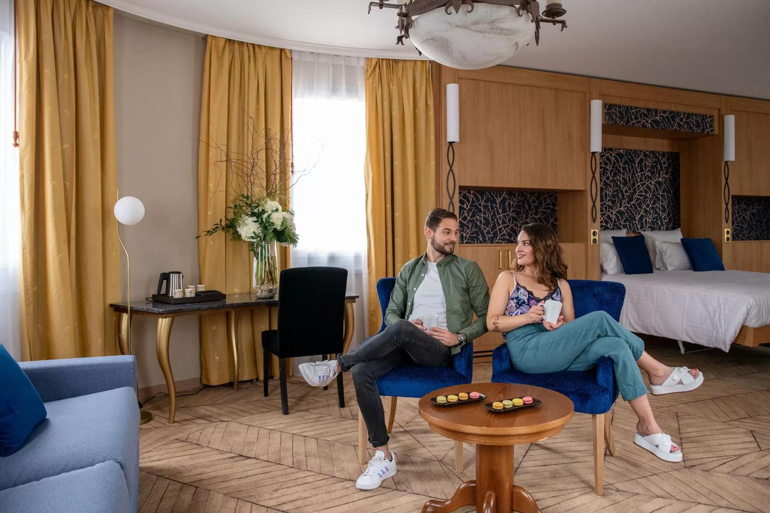 Bedroom, Bed in Dream Castle Hotel Marne La Vallee