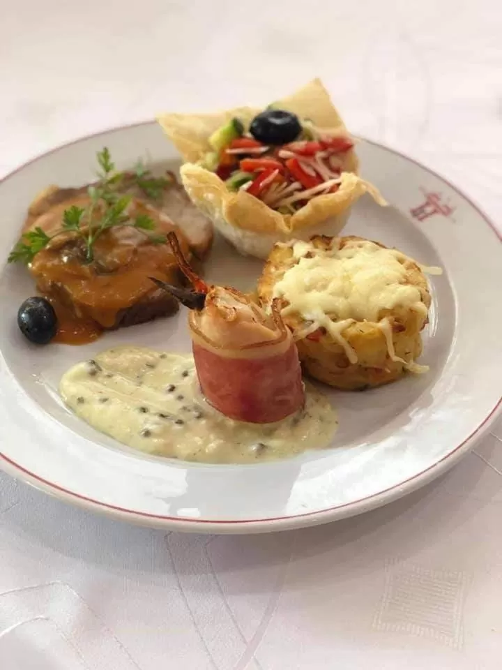 Food in Hotel Transit