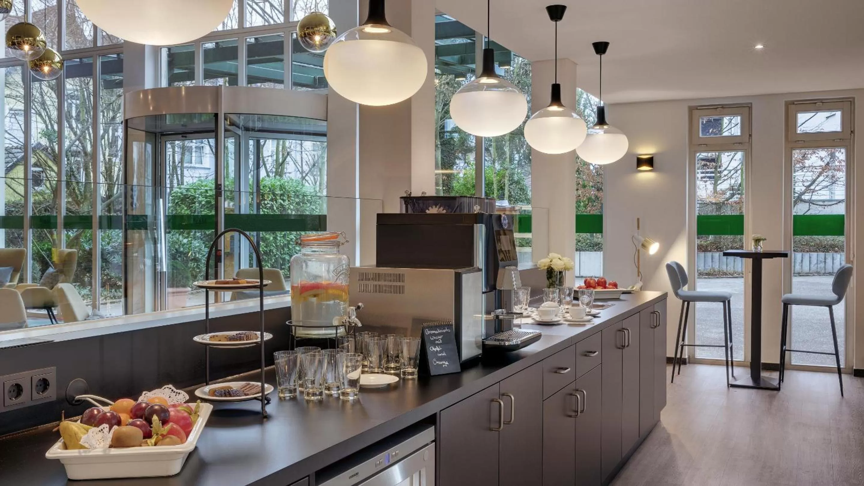 Food and drinks in Hotel the YARD Bad Honnef