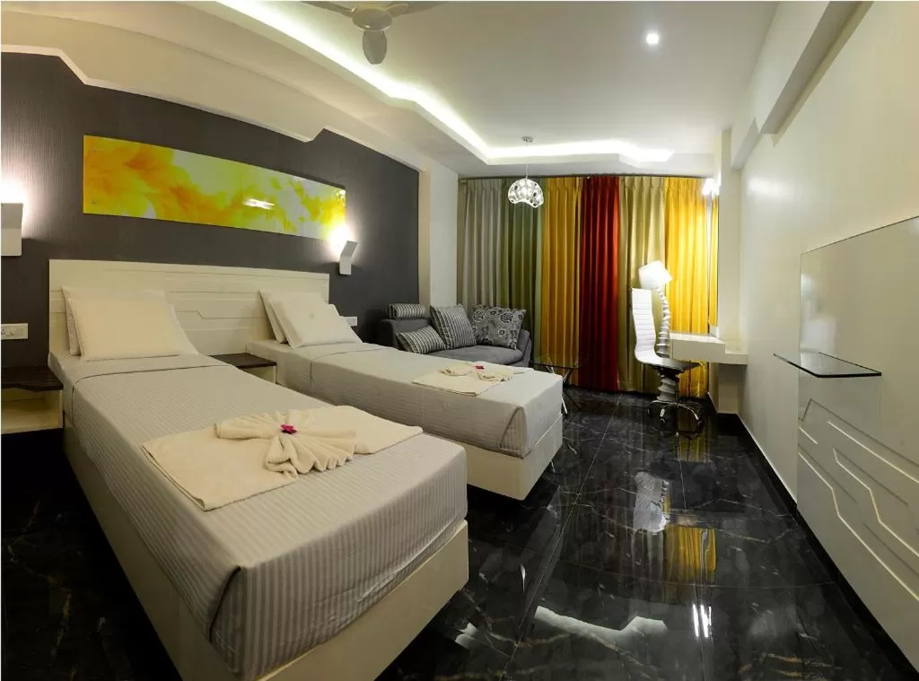 Photo of the whole room, Bed in Hotel Vijay Elanza