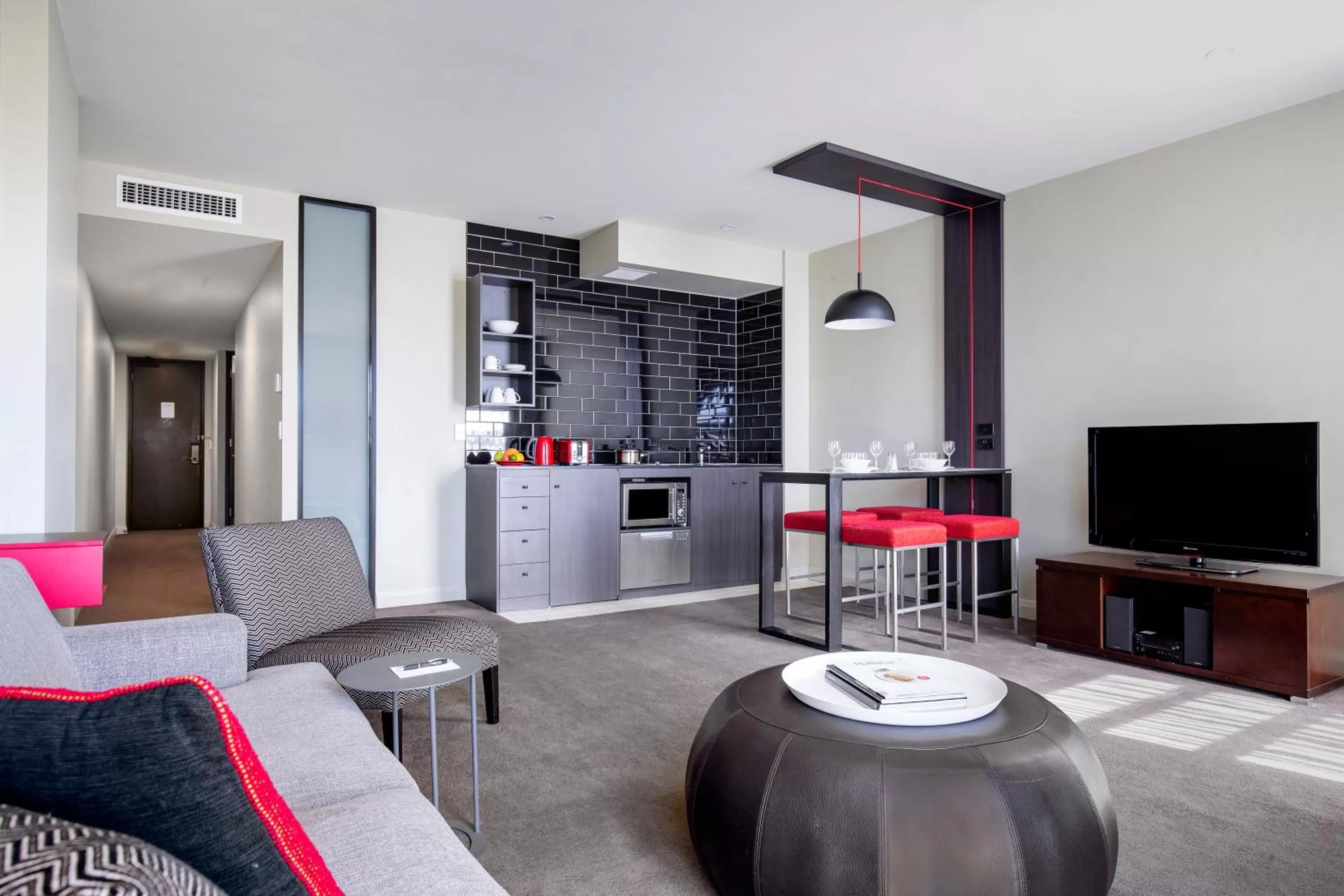 Kitchen or kitchenette in Mantra Hindmarsh Square