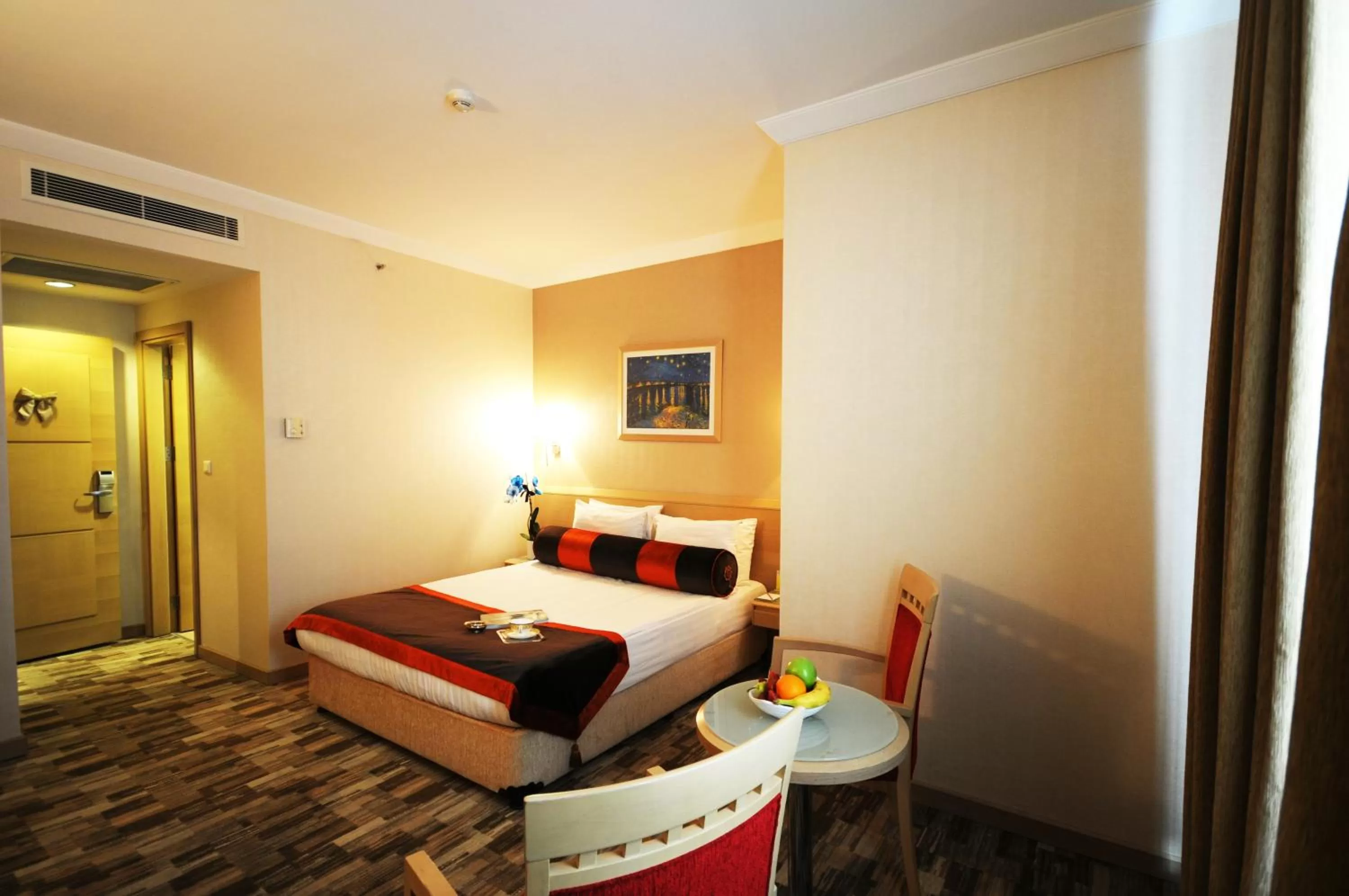 Bed in SV Business Hotel Taksim