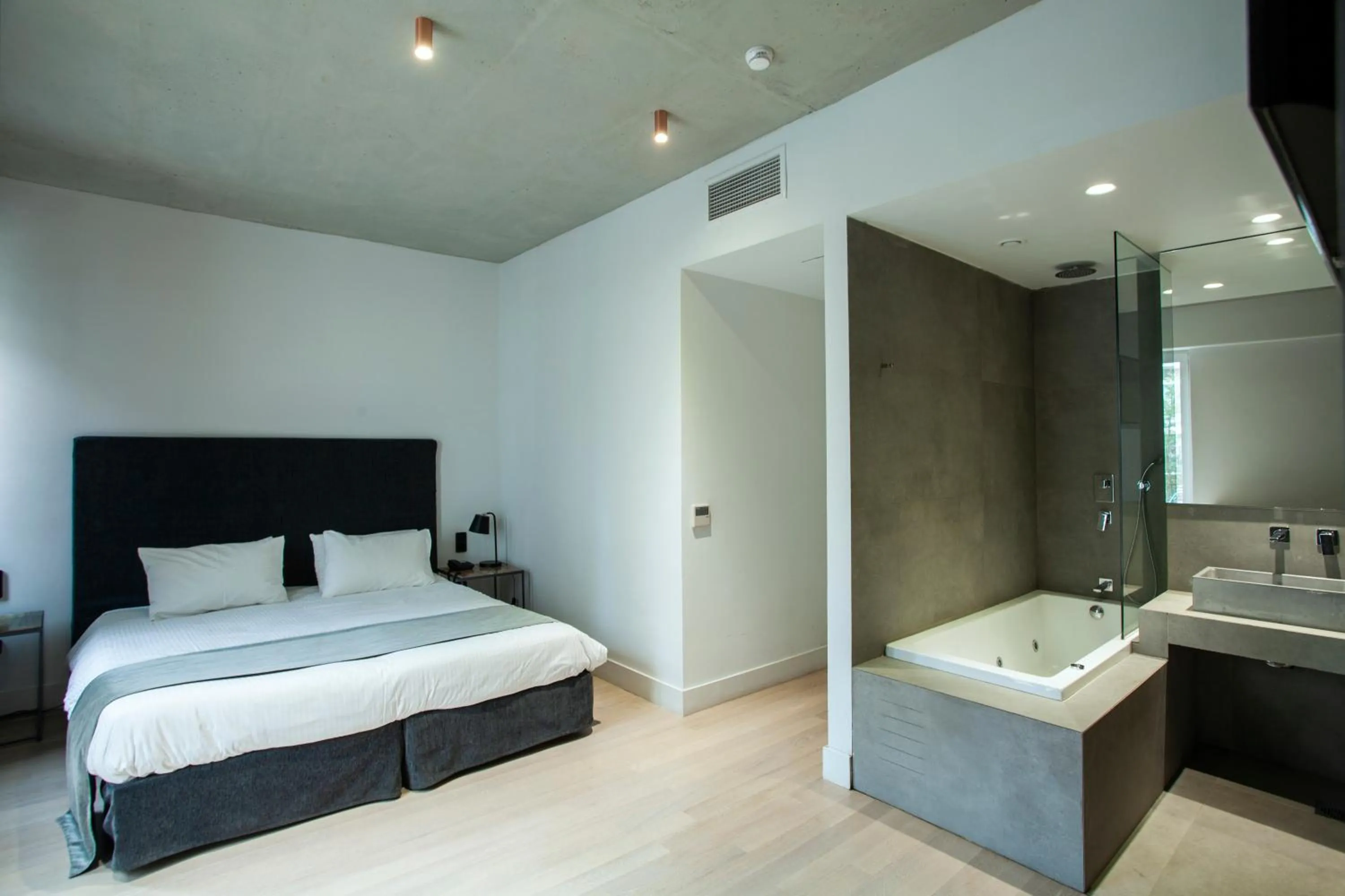 Bed in Art Suites Korai