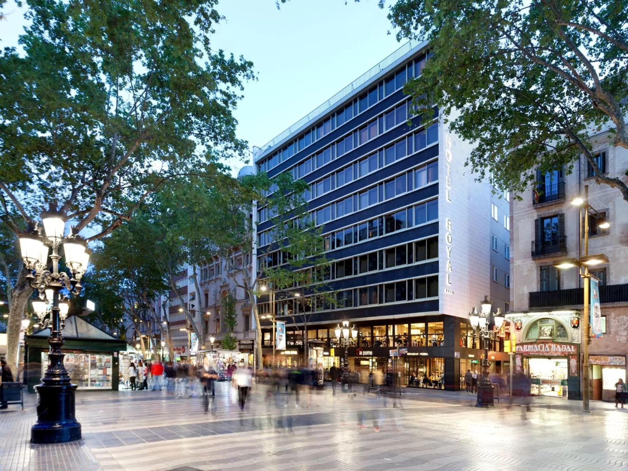 Property building in Royal Ramblas