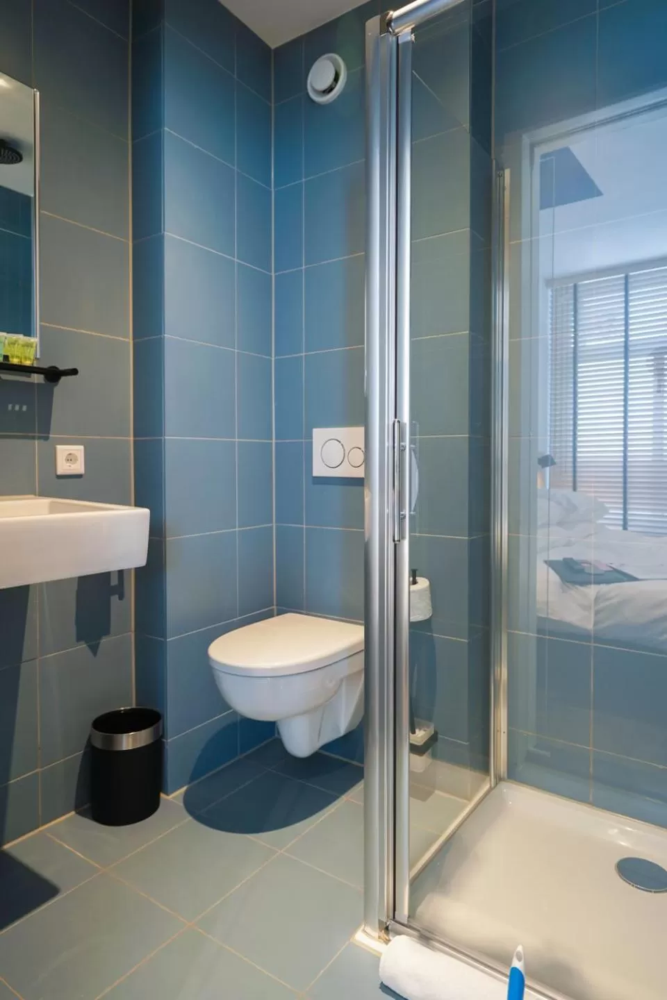 Bathroom in Amistad hotel