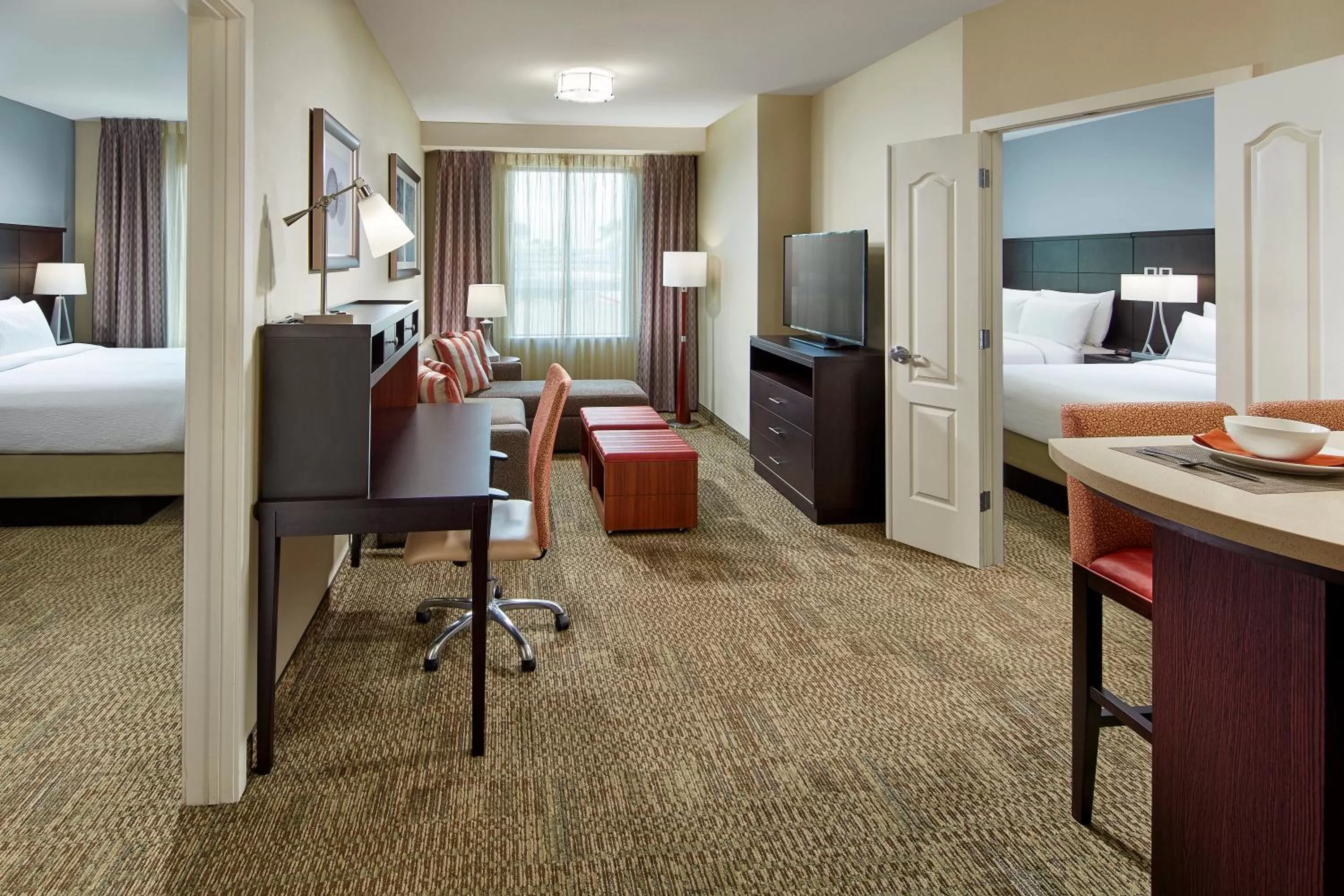 Bedroom, Bed in Staybridge Suites Anaheim At The Park by IHG
