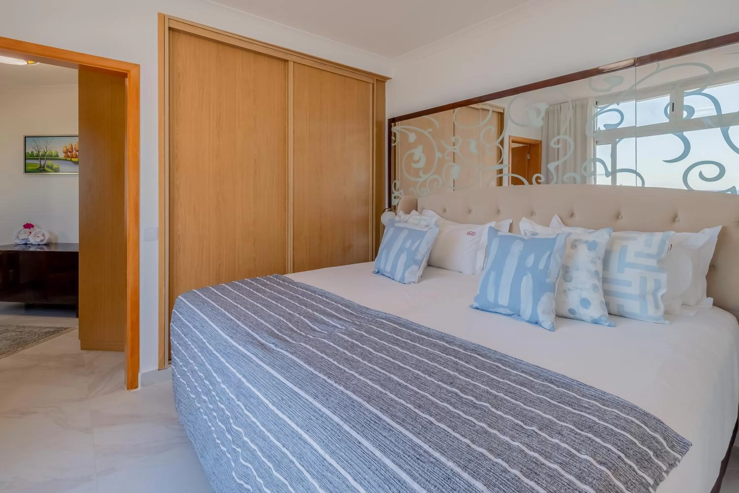 Bedroom, Bed in Monicca Collection Suites and Residences