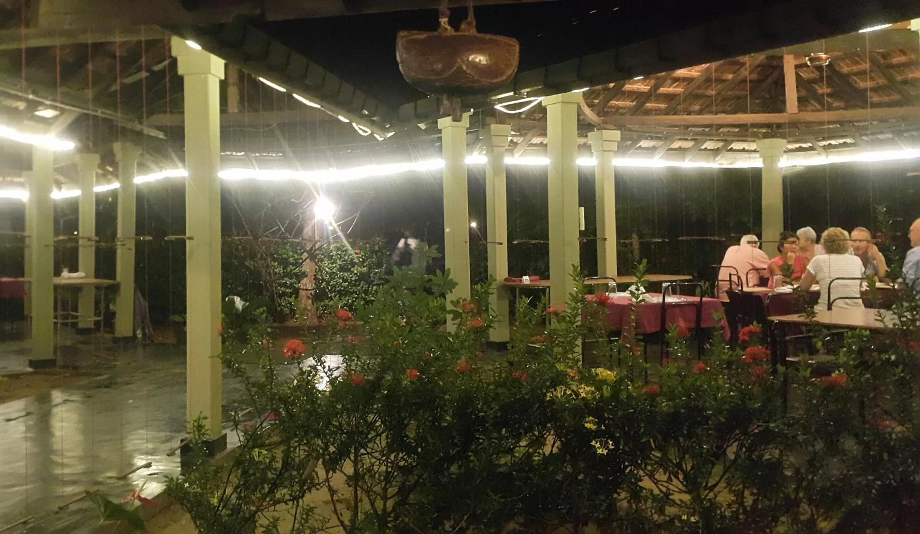 Restaurant/places to eat in Riviera Resort