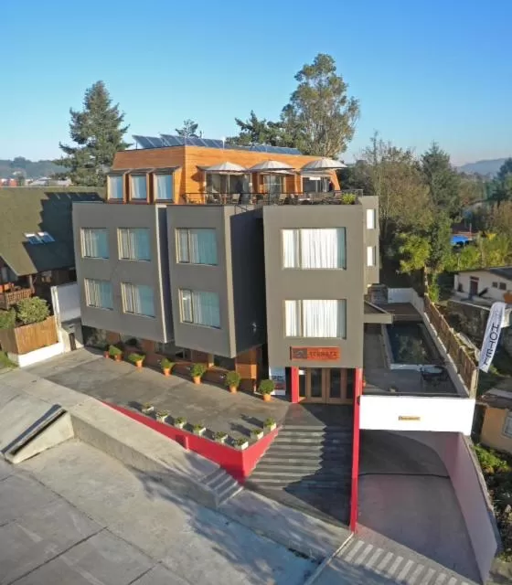 Facade/entrance, Property Building in Hotel Terraza Suite
