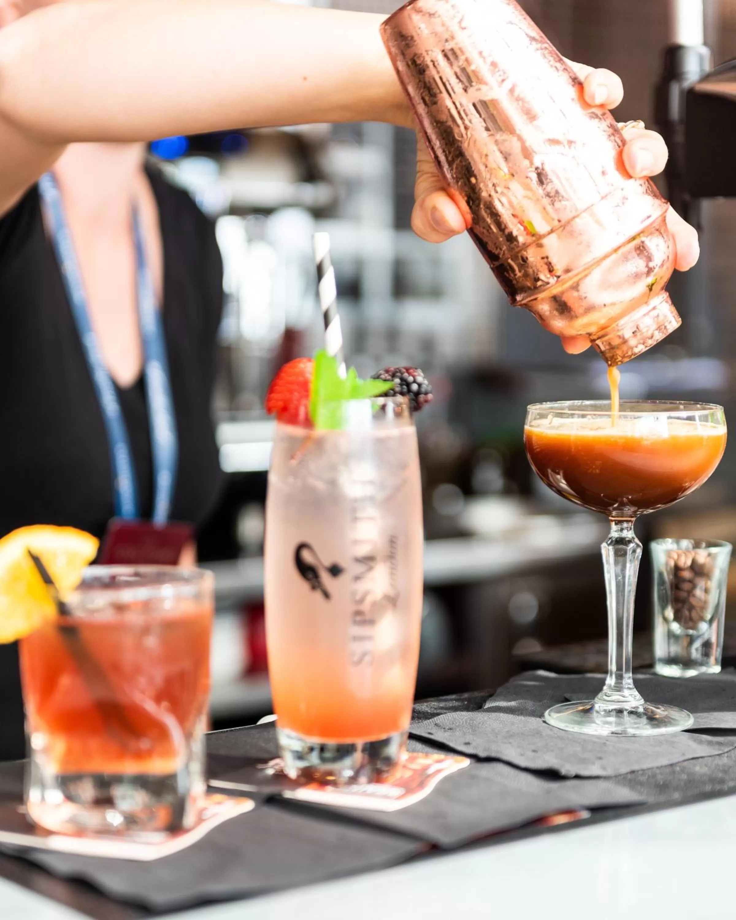 Dining area in Novotel Cardiff Centre