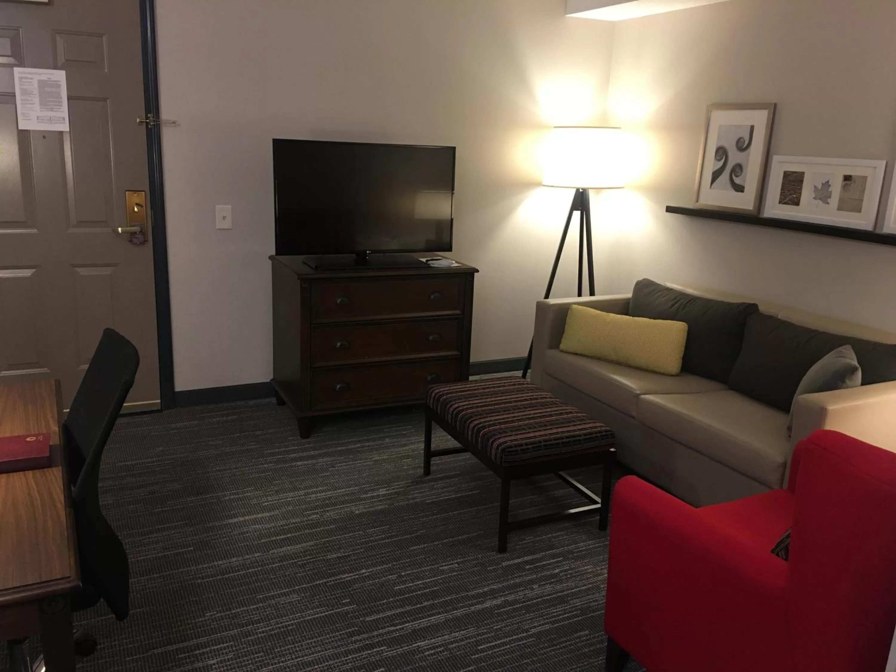 One-Bedroom King Suite - Disability Access in Country Inn & Suites by Radisson, Grand Rapids East, MI