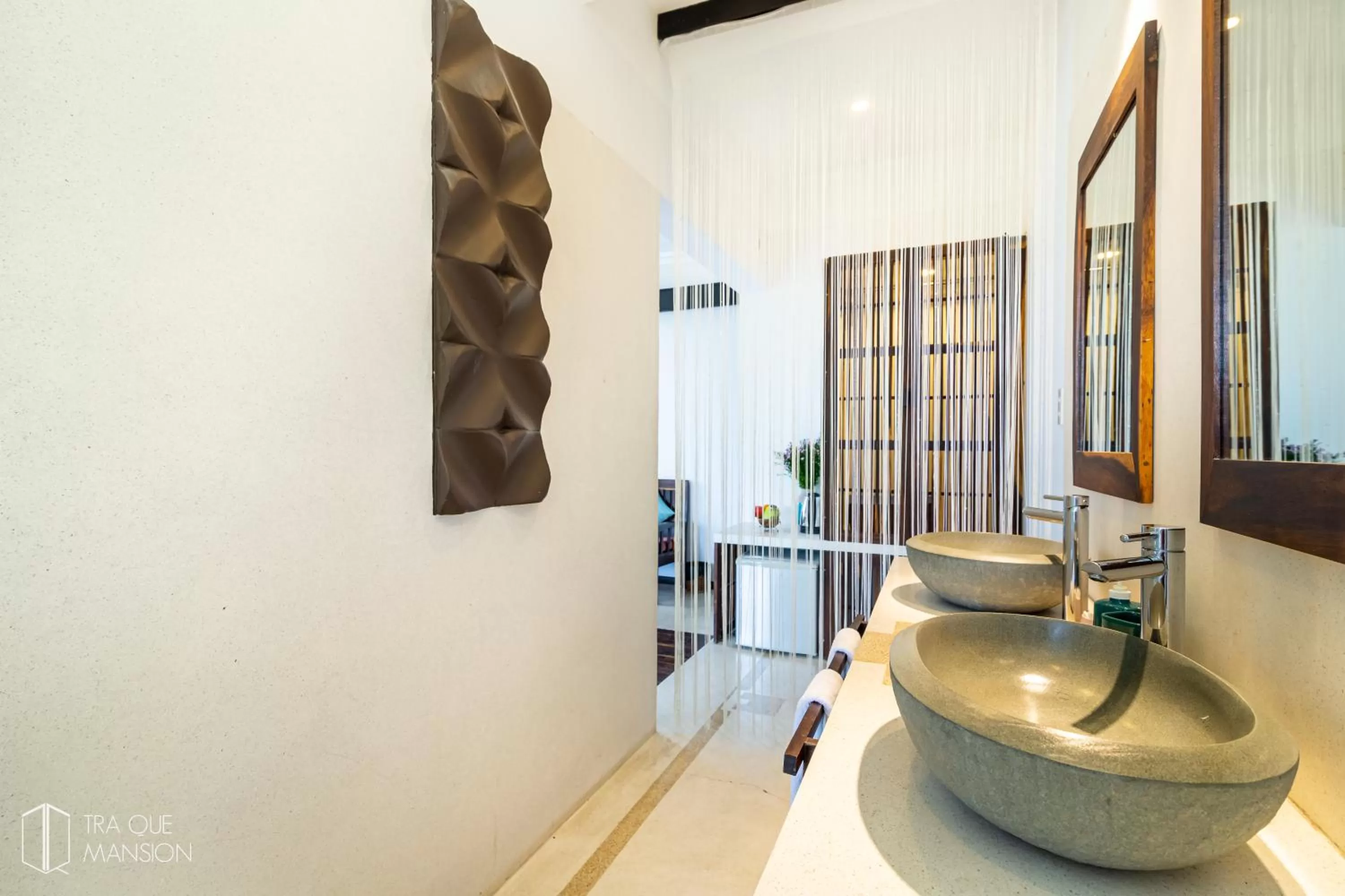 Bathroom in Tra Que Mansion