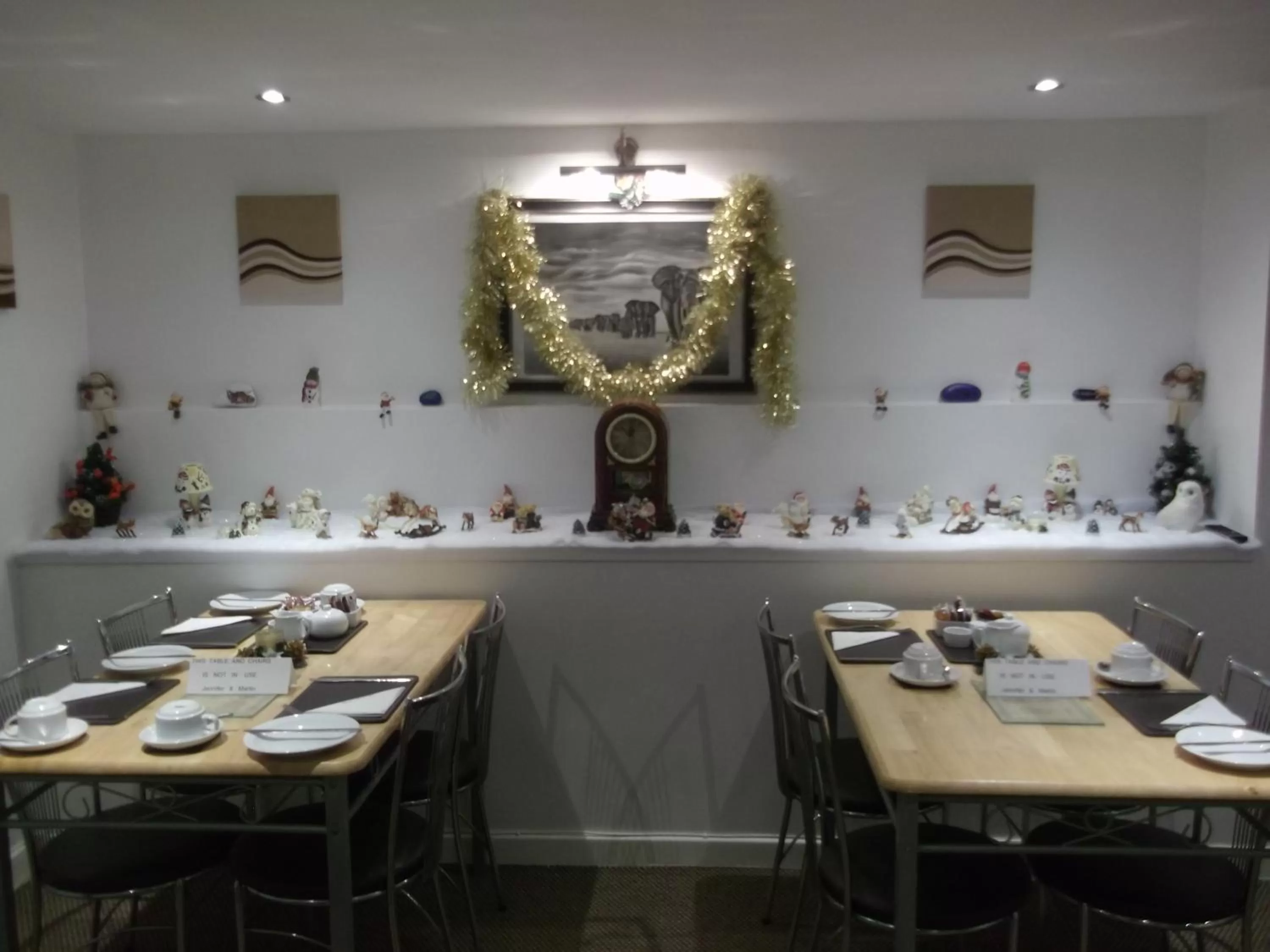 Dining area in Atlantis Hotel