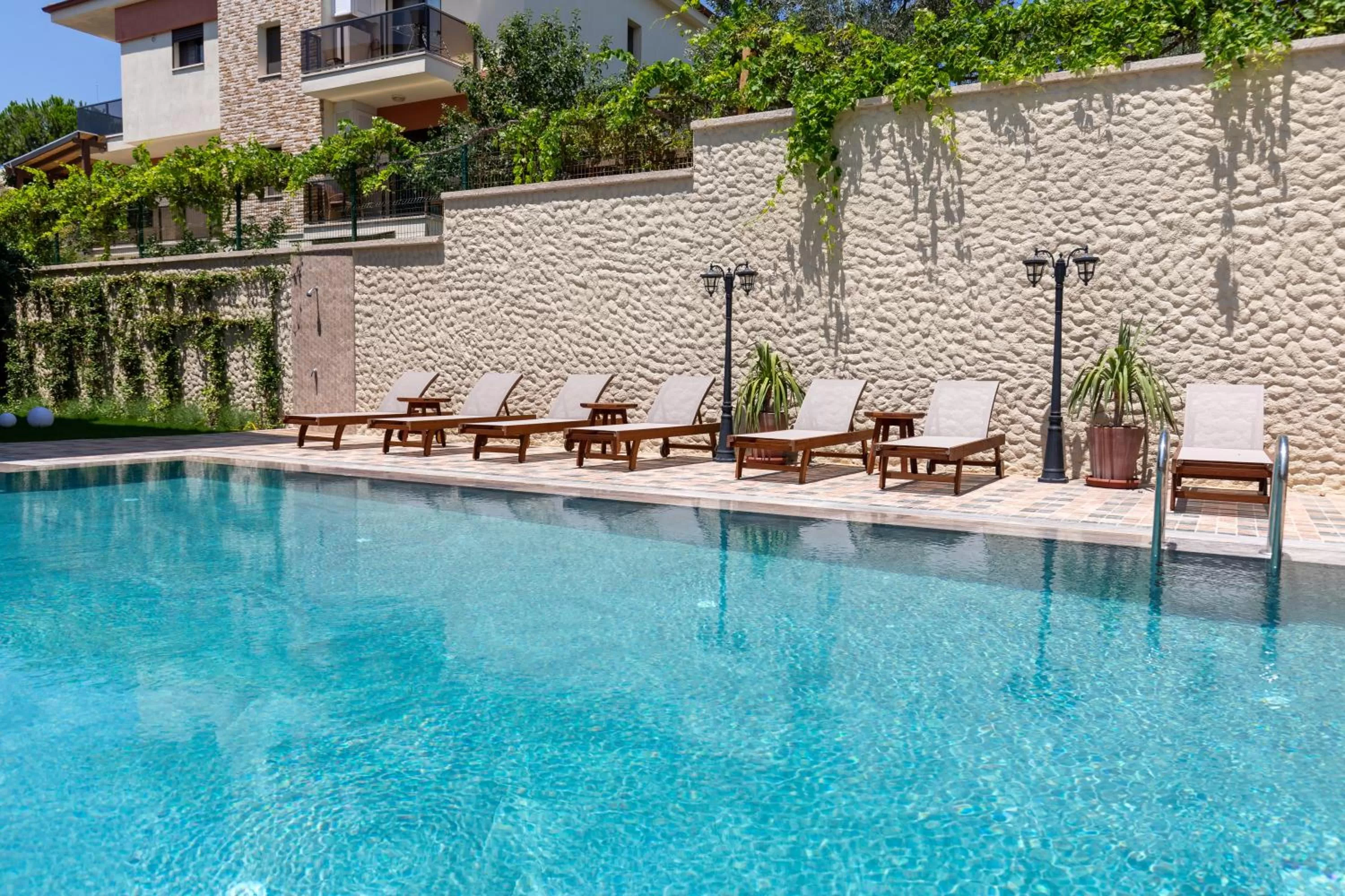 Skiing in Motif Hotel Çeşme