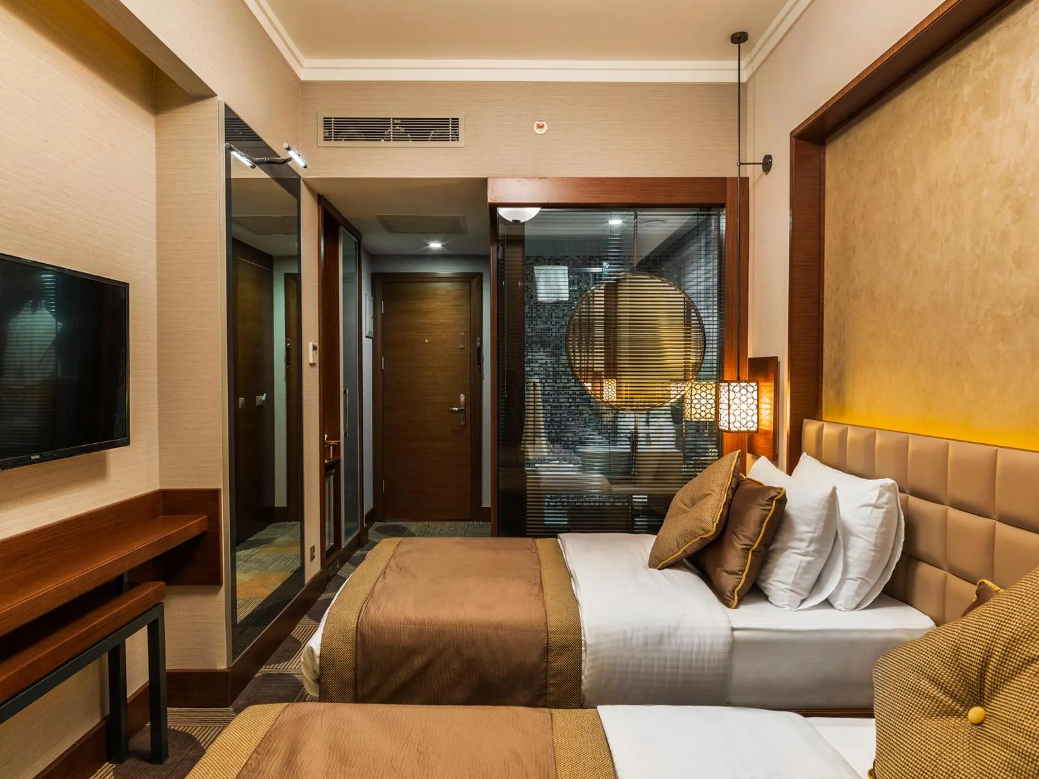 TV and multimedia, Bed in Manesol Boutique Galata