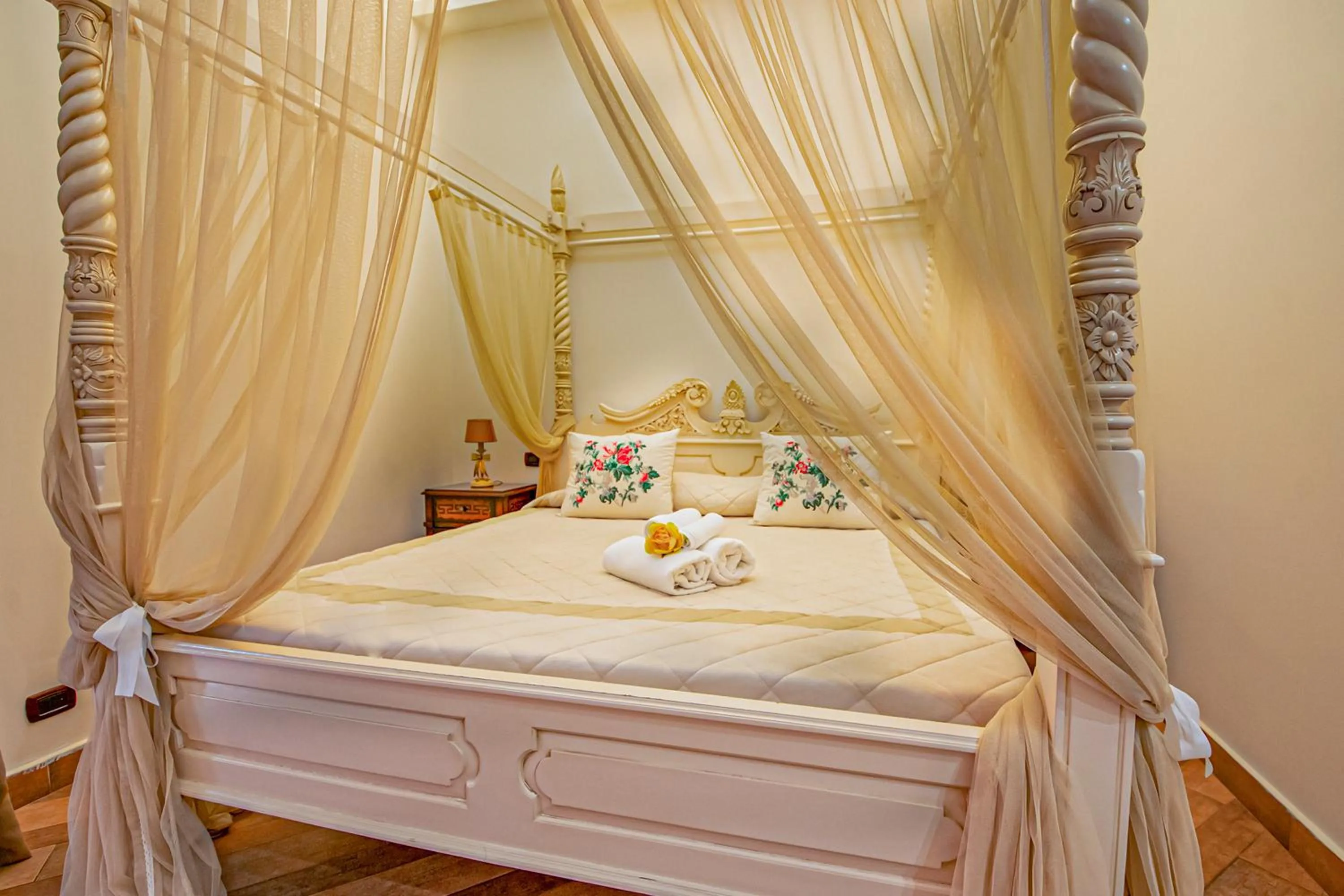 Photo of the whole room, Bed in Hotel Lanfipe Palace