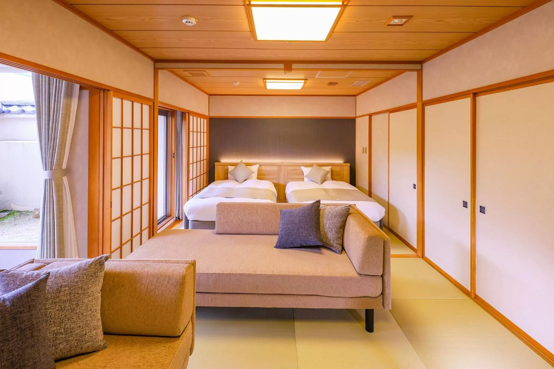 Photo of the whole room, Bed in TAOYA Akiu