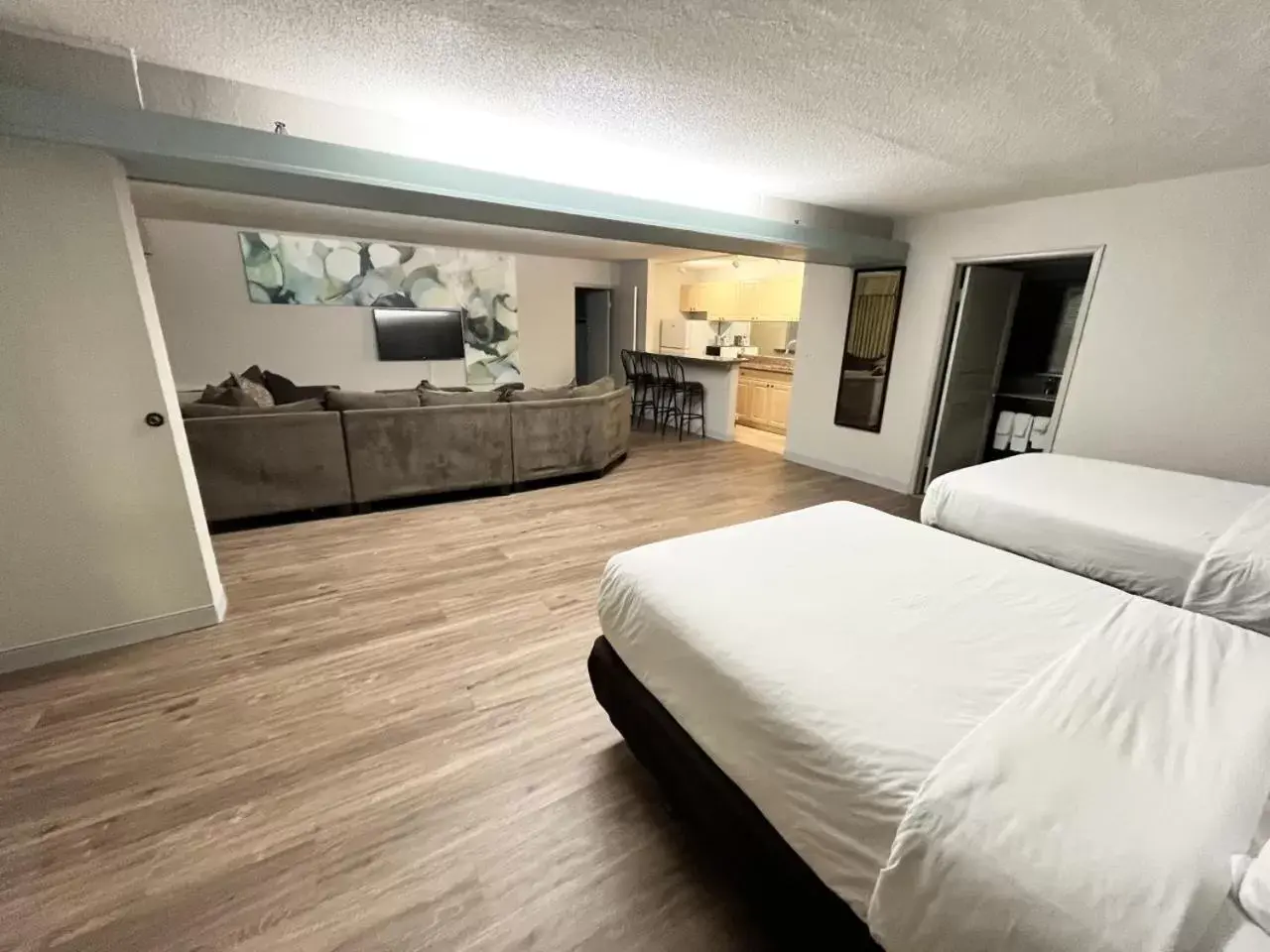 One-Bedroom King Suite with Two Double Beds - Non-Smoking in Wyndham Garden Ann Arbor One-Bedroom King Suite with Two Double Beds - Non-Smoking in Wyndham Garden Ann Arbor