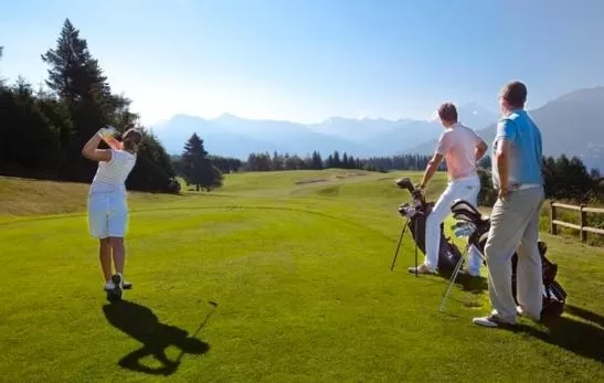 Golfcourse in Boutique-Hôtel Chez Jan